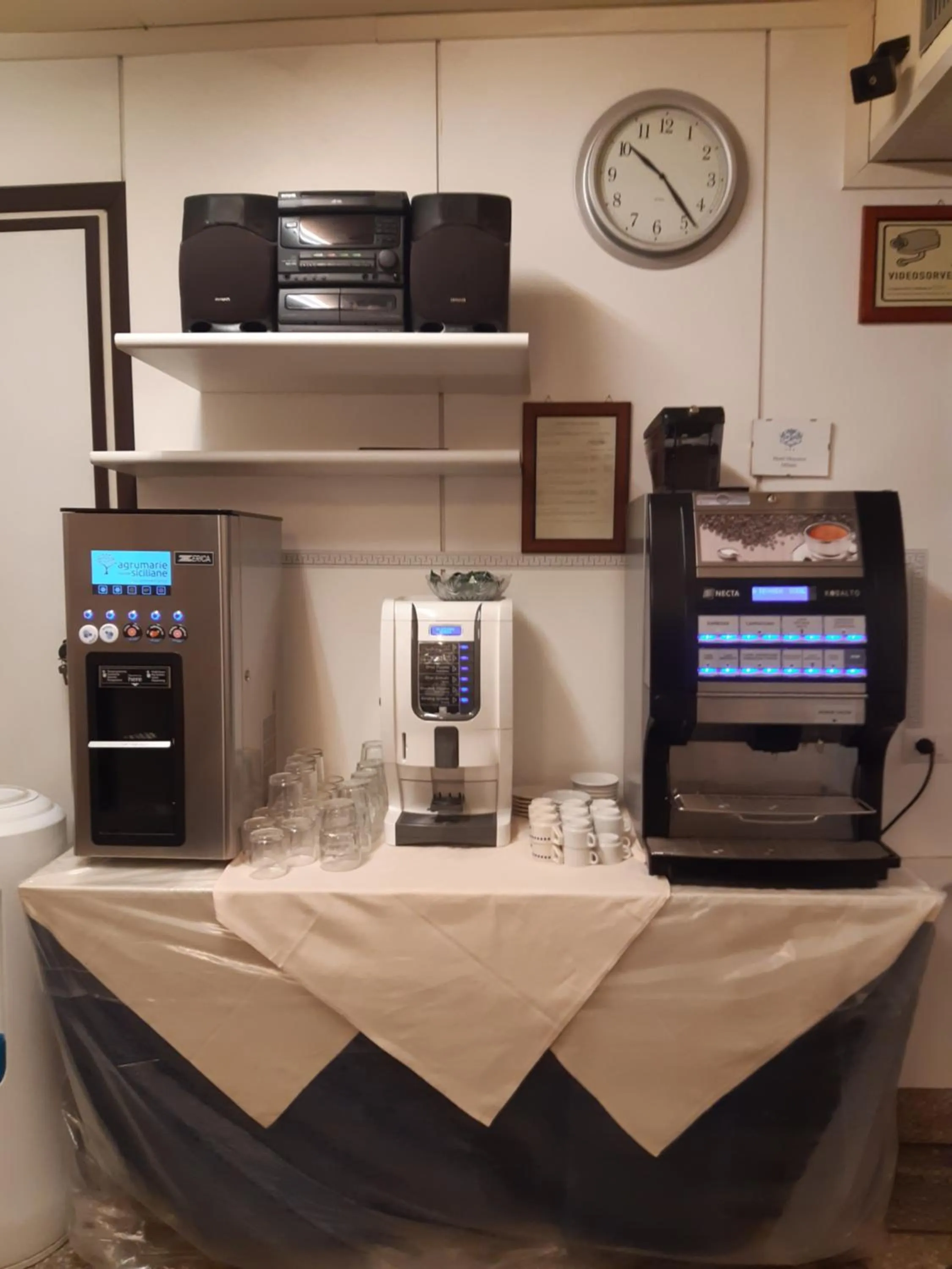 Buffet breakfast in Hotel Mayorca