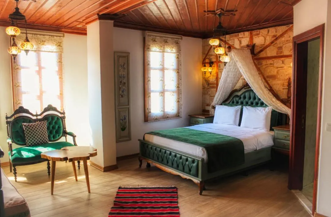 Bed in White Garden Hotel-Adult Only