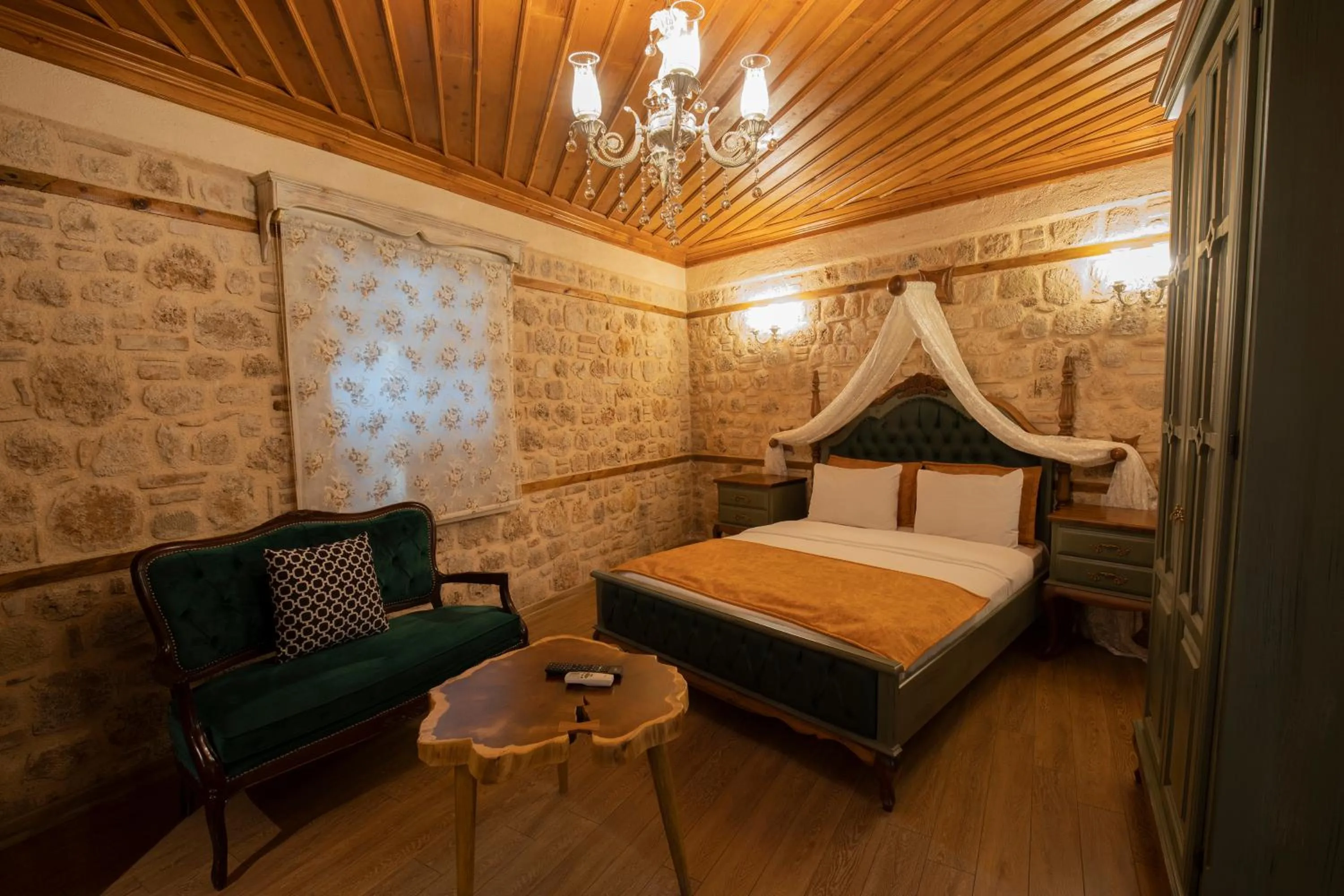 Bed in White Garden Hotel-Adult Only