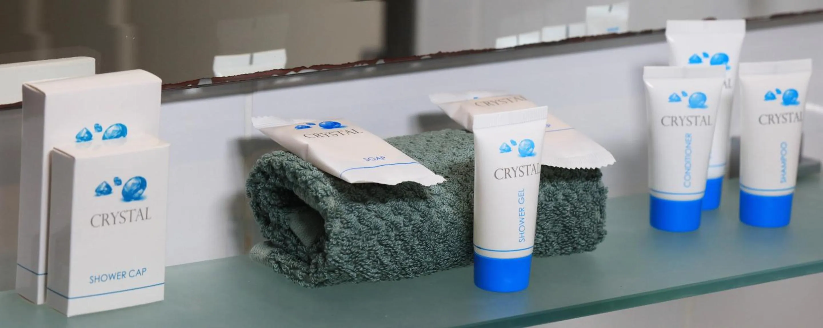 Bathroom in Emerald Gardens Motel & Apartments