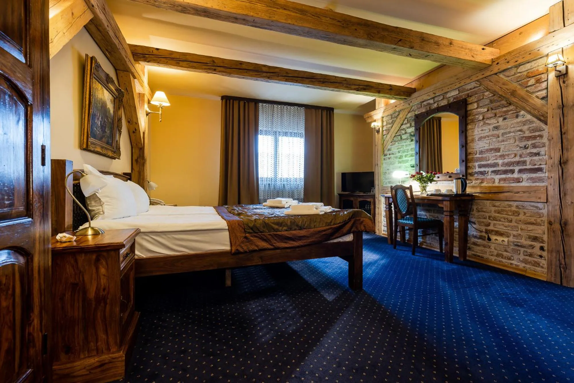 Bed in Hotel Marysin Dwór