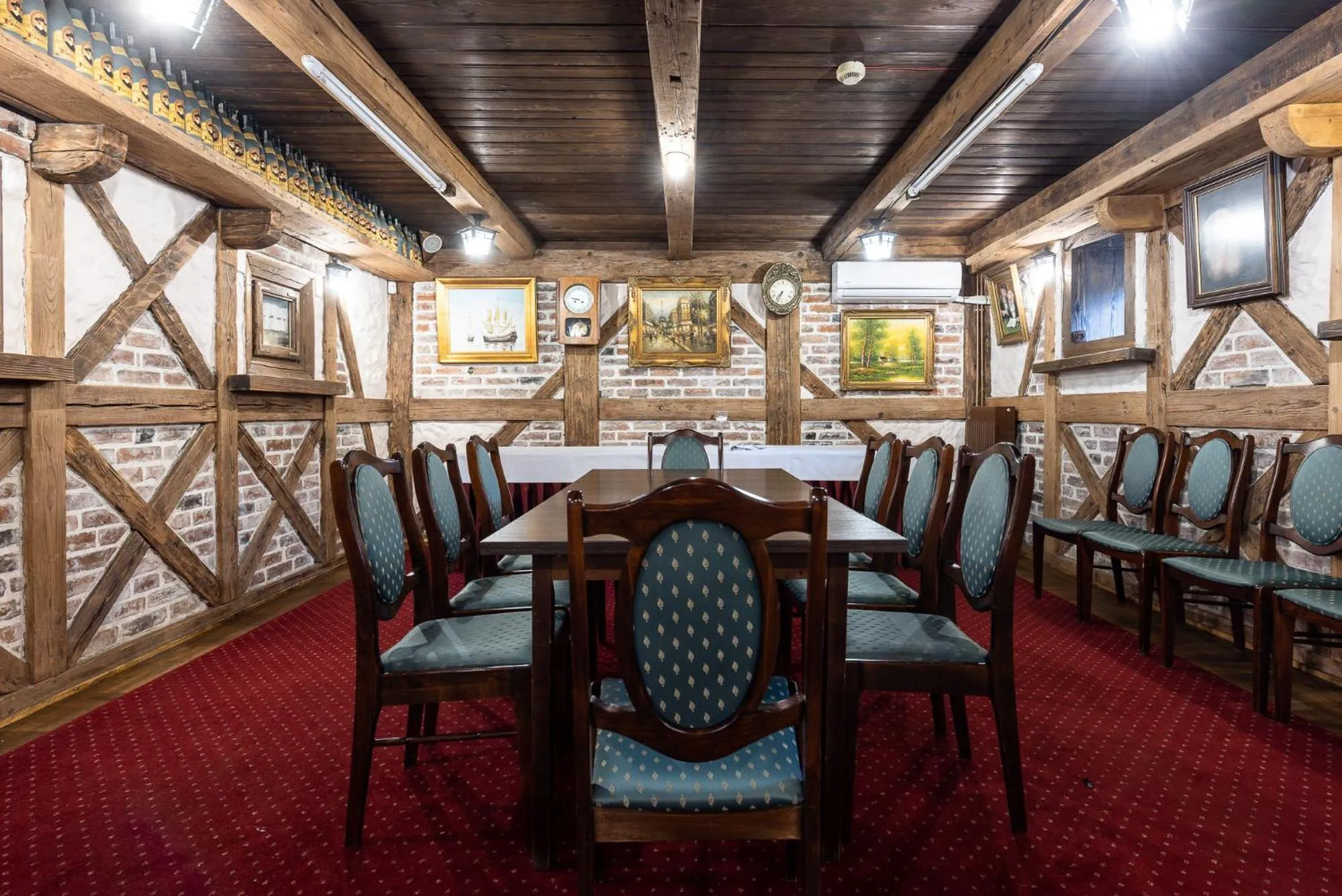 Restaurant/places to eat in Hotel Marysin Dwór