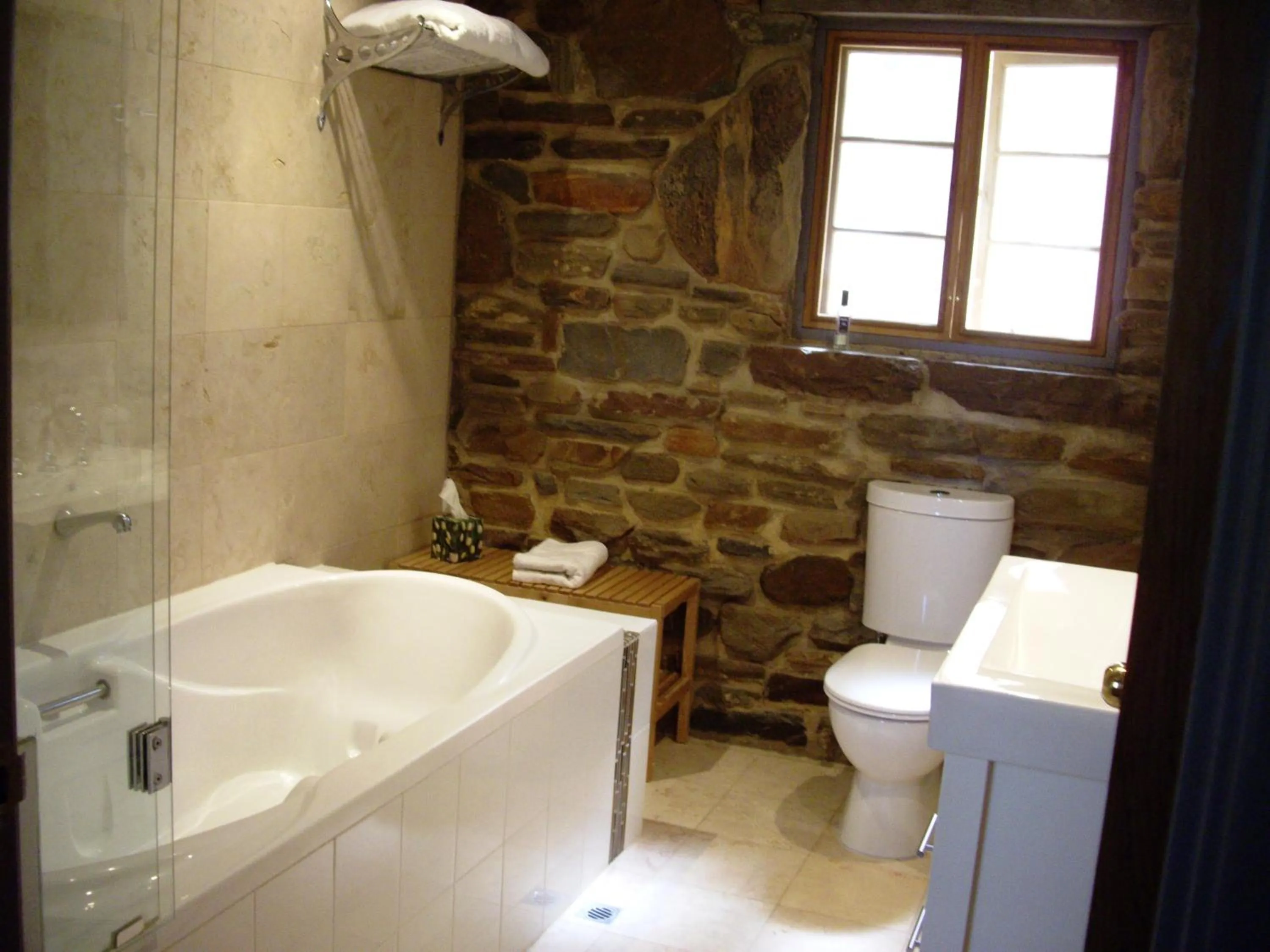 Bathroom in 1860 Wine Country Cottages