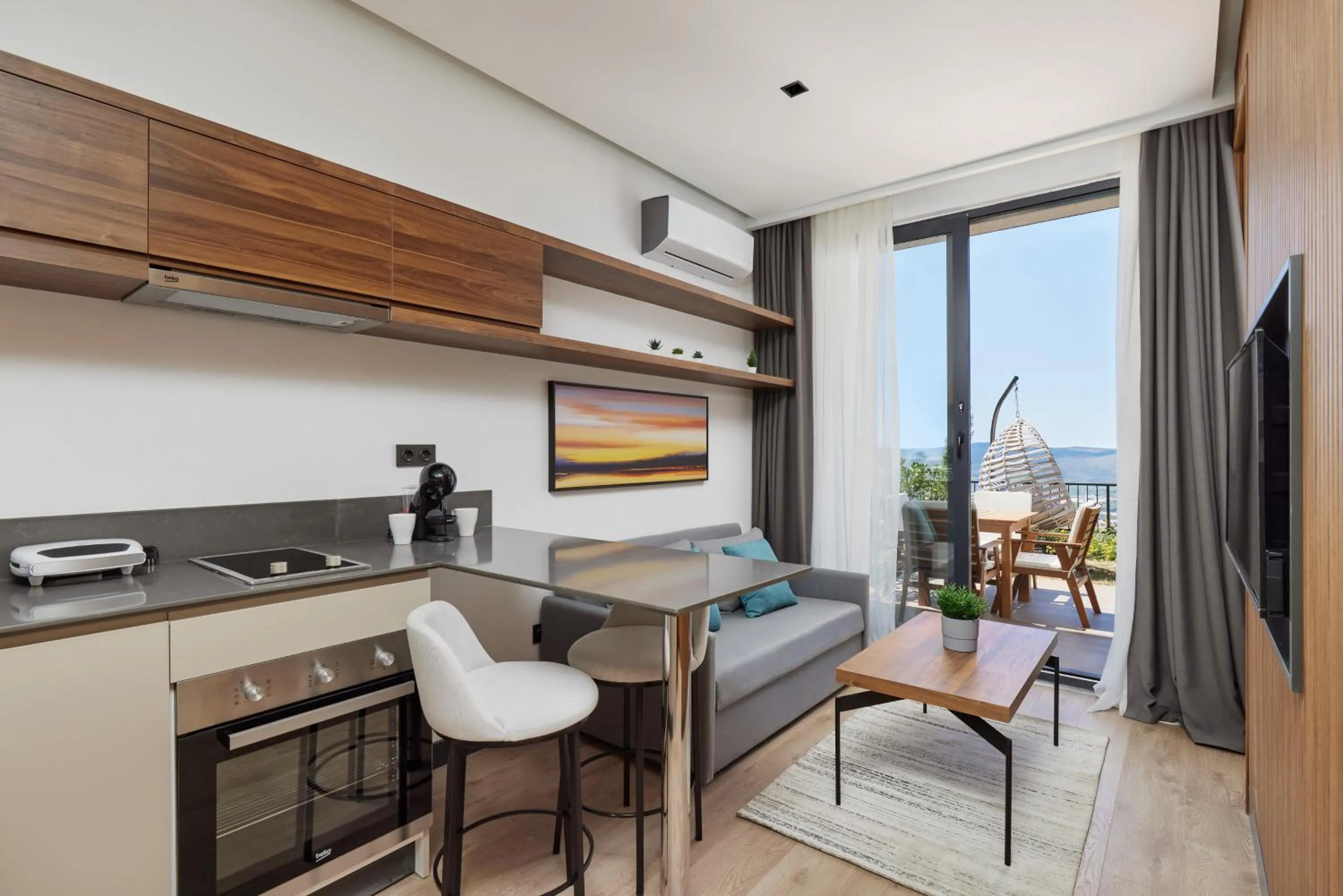 Living room in Bayview Hills Luxury Residences