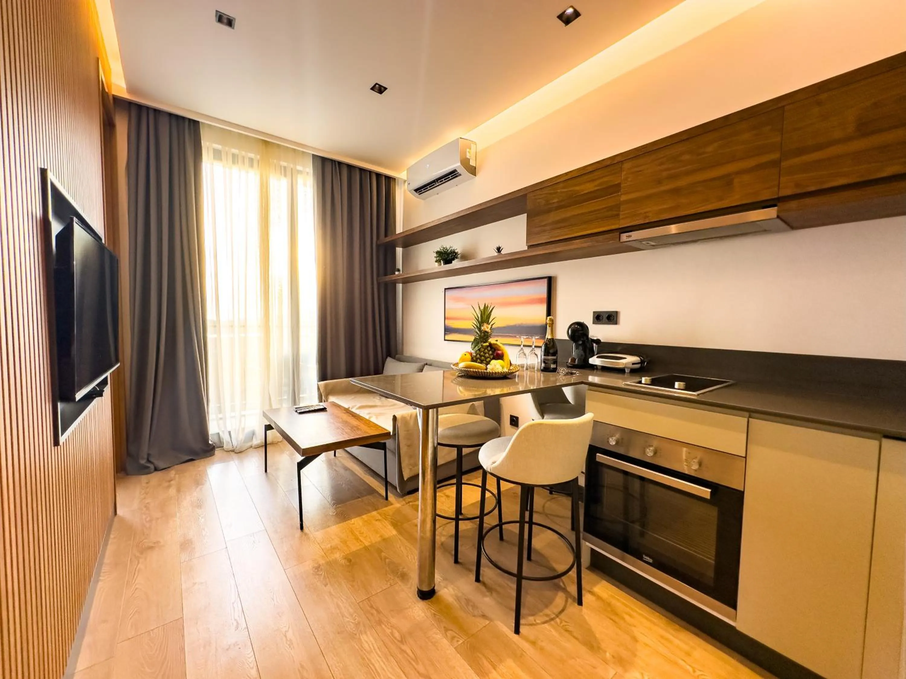 Kitchen or kitchenette in Bayview Hills Luxury Residences