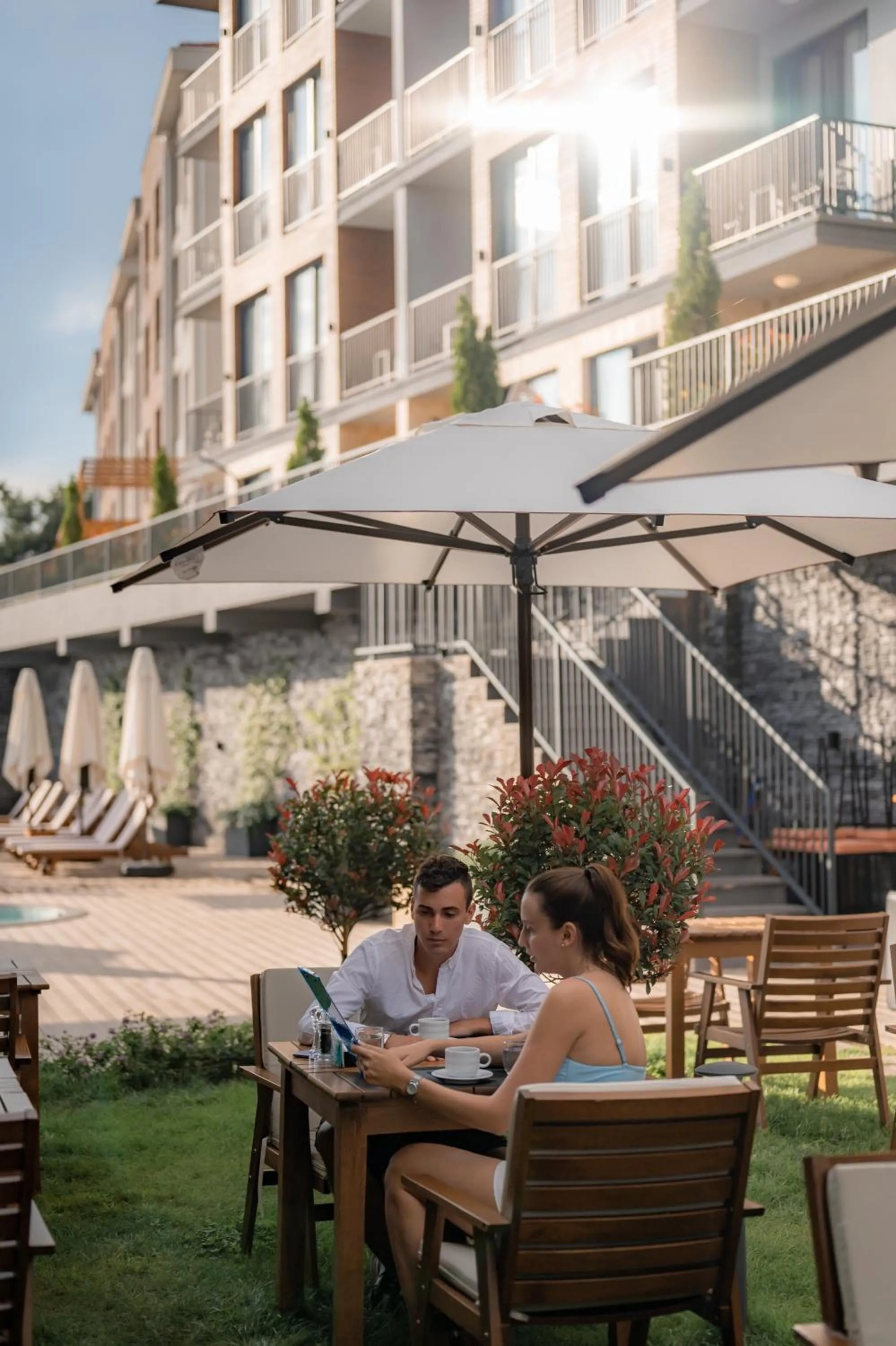 Restaurant/places to eat in Bayview Hills Luxury Residences