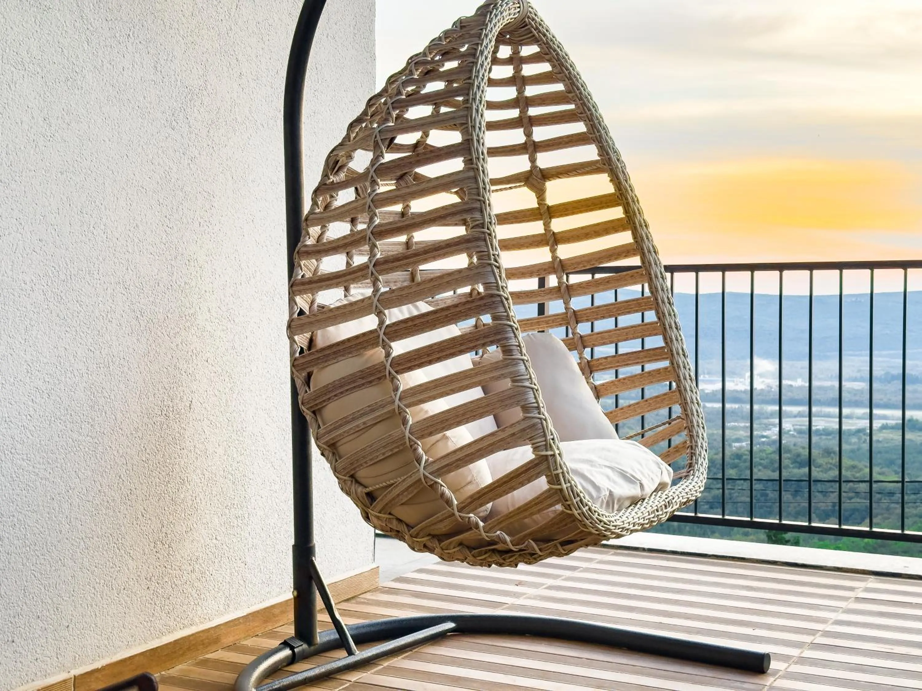 Balcony/Terrace in Bayview Hills Luxury Residences