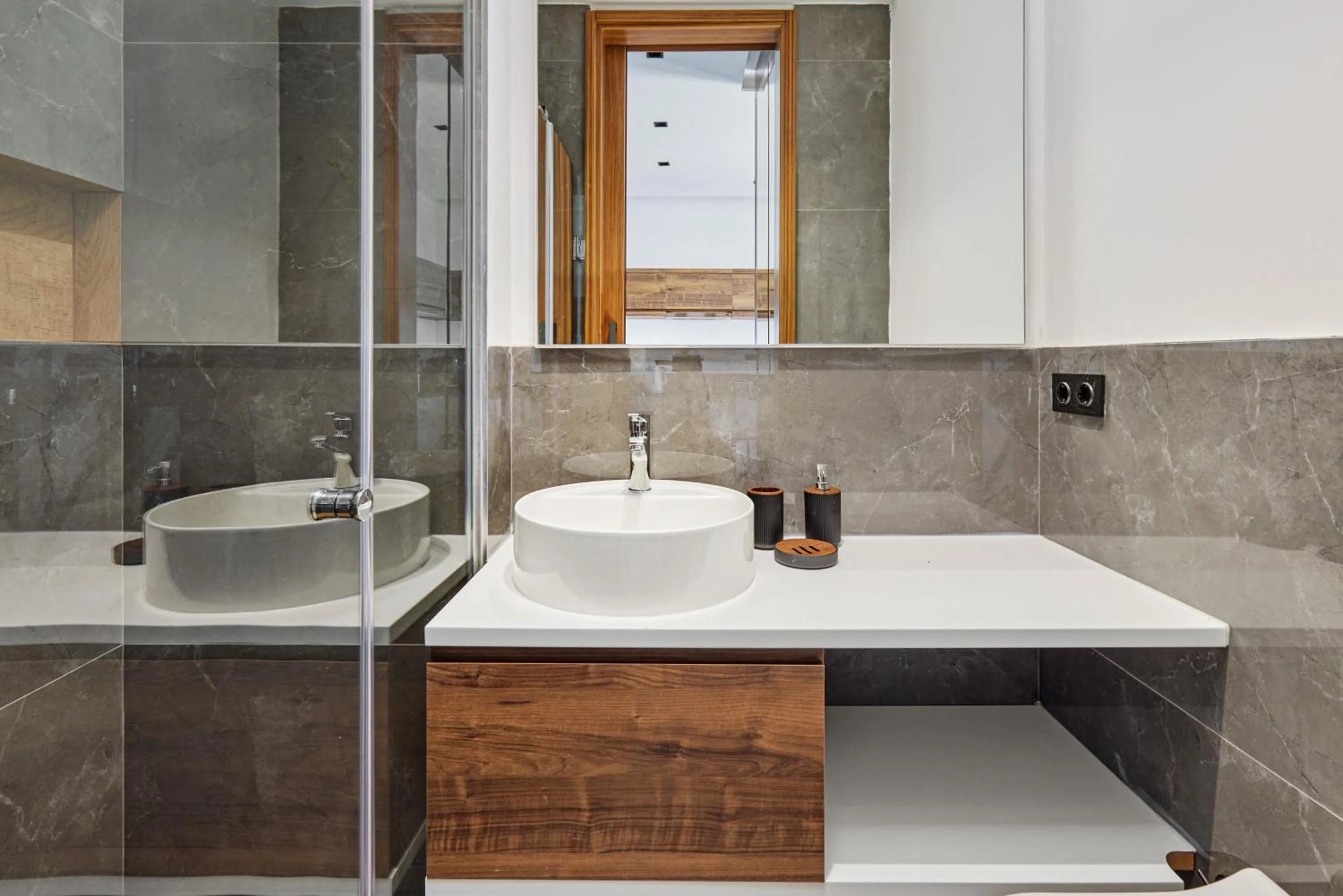 Bathroom in Bayview Hills Luxury Residences