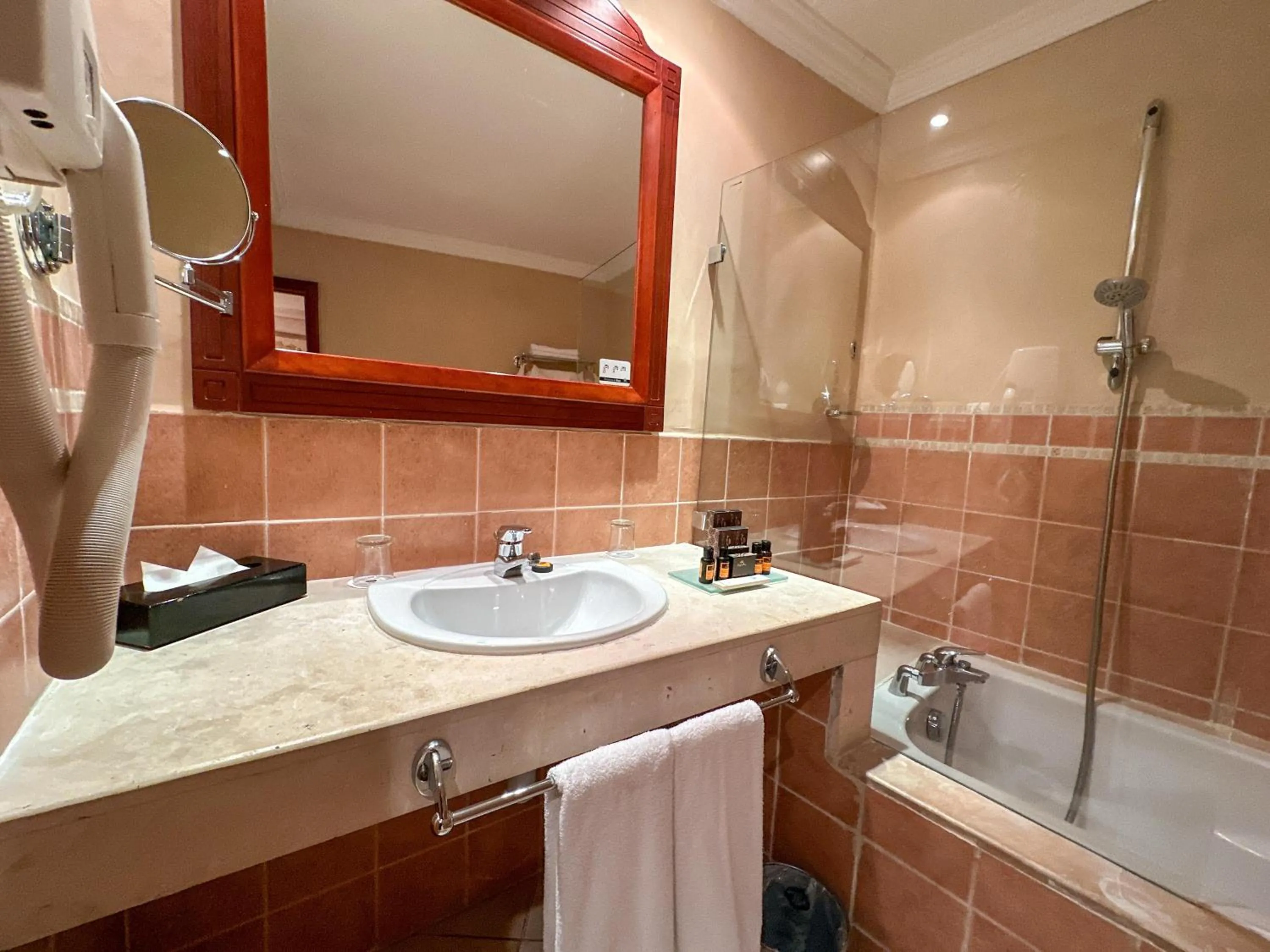 Bathroom in Grand Mogador Agdal & Spa