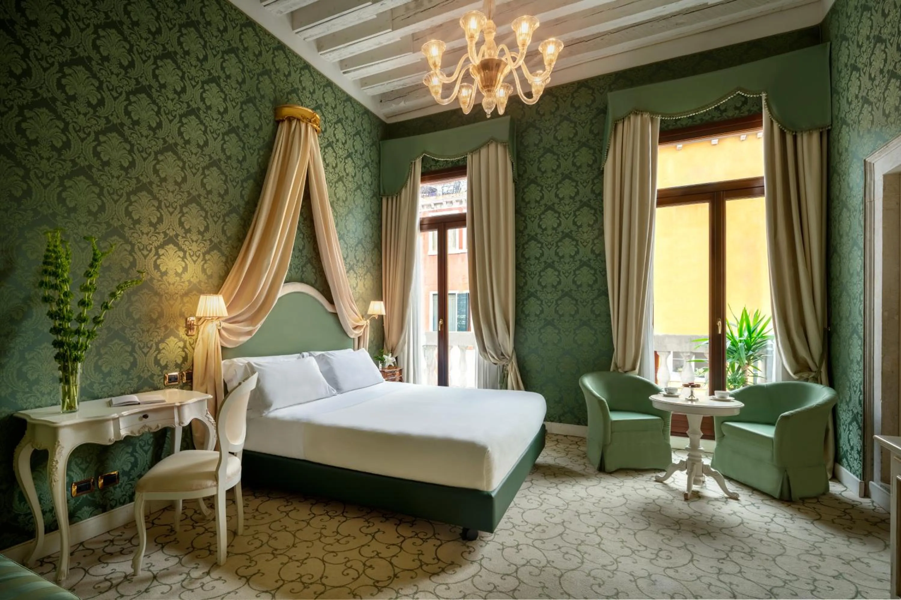 Bedroom, Bed in Maison Venezia | UNA Esperienze