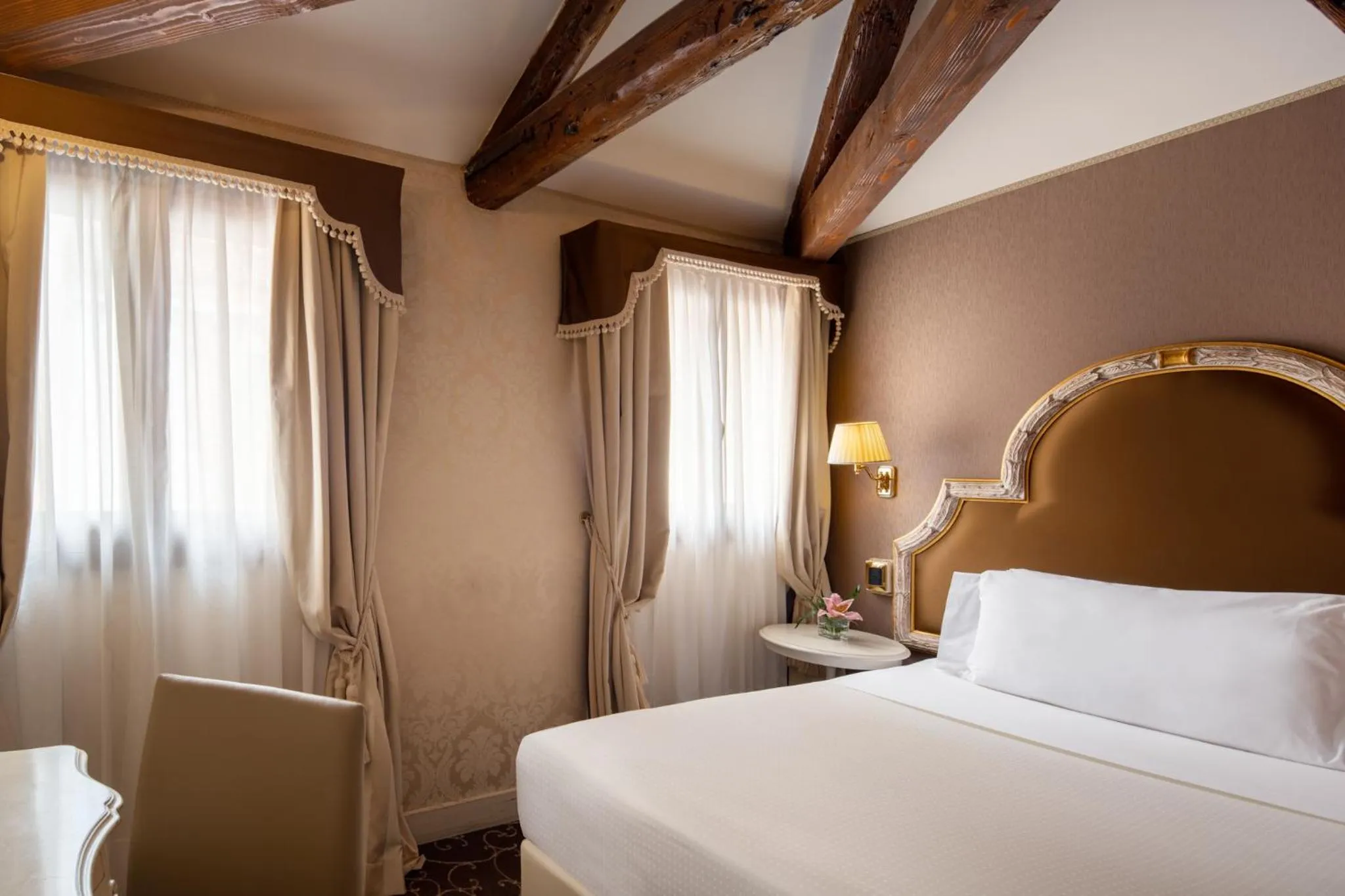 Bed in Maison Venezia | UNA Esperienze