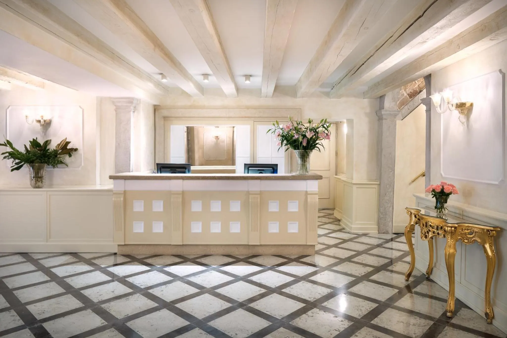 Lobby or reception in Maison Venezia | UNA Esperienze
