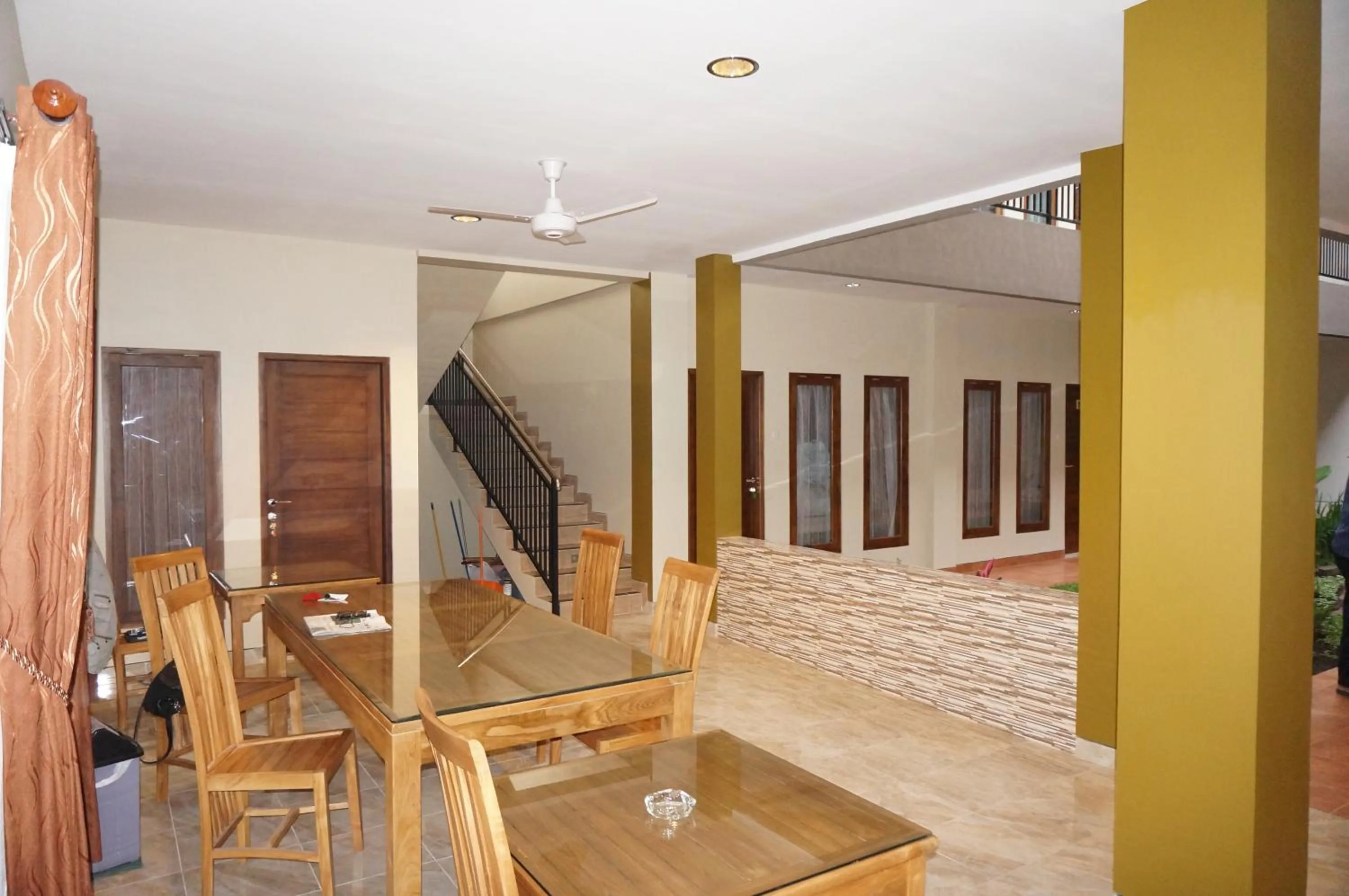 Restaurant/places to eat in Aloha Hotel Yogyakarta