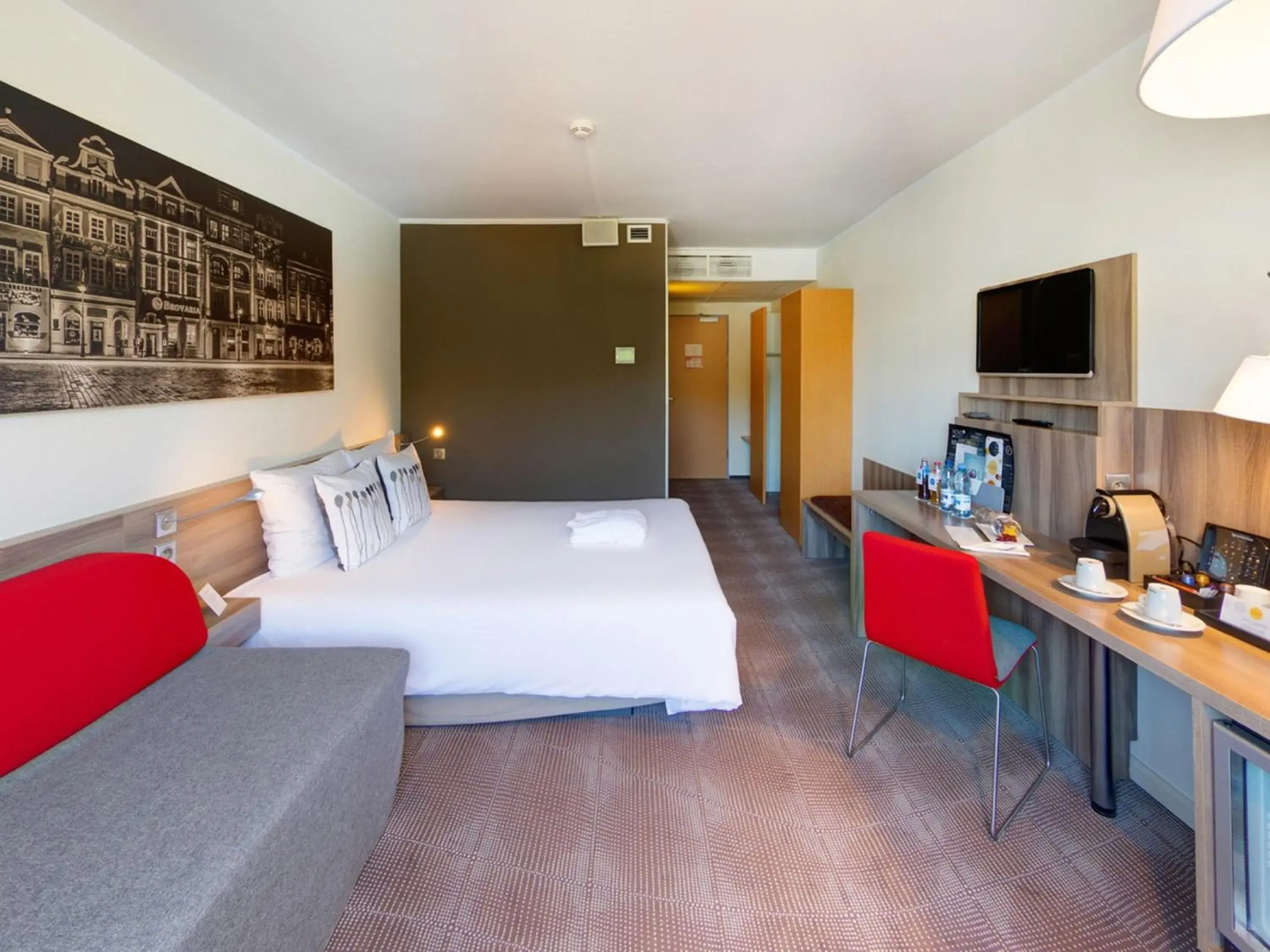 Superior Double Room in Novotel Poznań Malta Superior Double Room in Novotel Poznań Malta