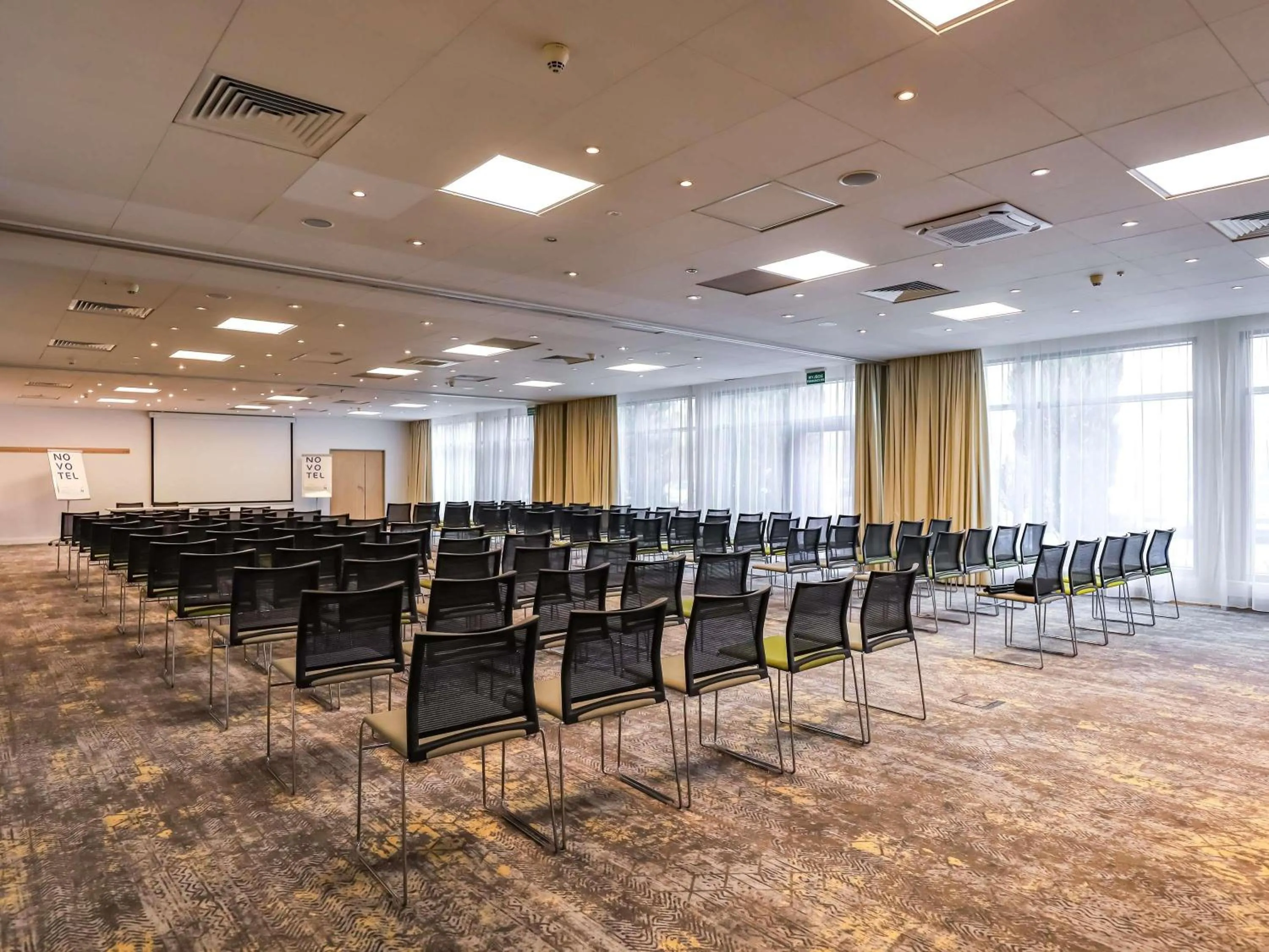 Meeting/conference room in Novotel Poznań Malta