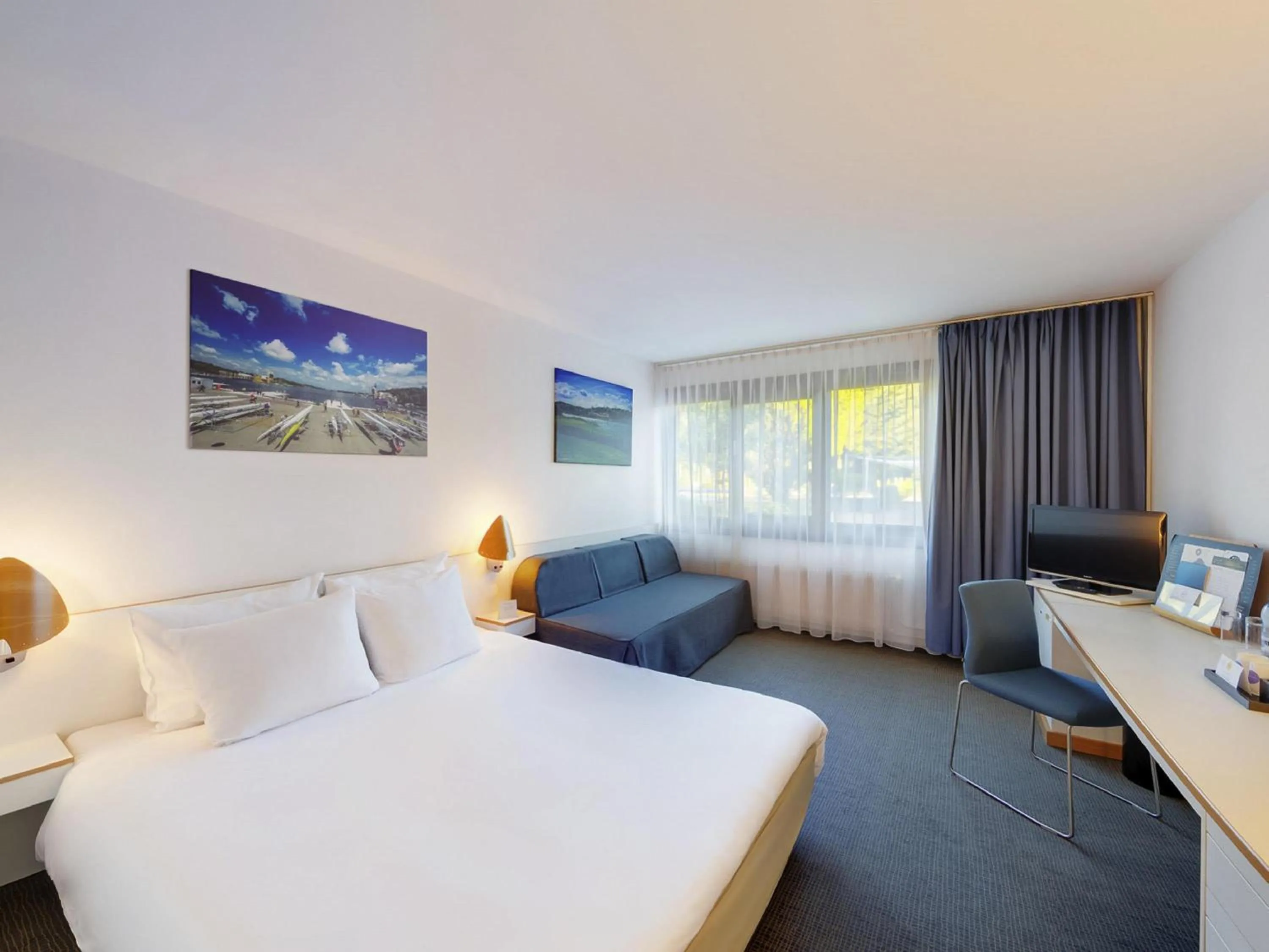 Bedroom, Bed in Novotel Poznań Malta