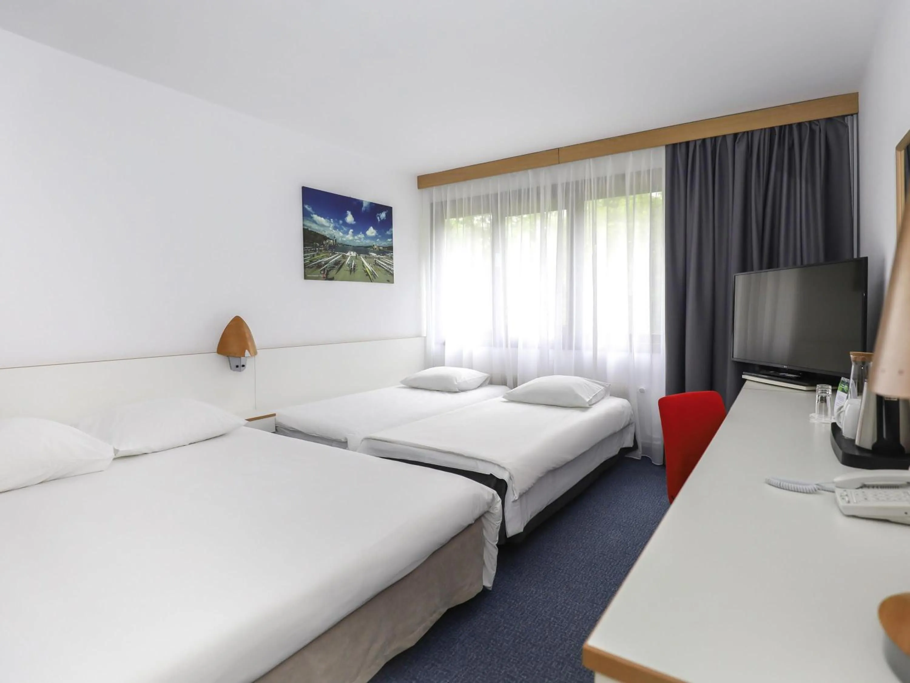 Bedroom, Bed in Novotel Poznań Malta