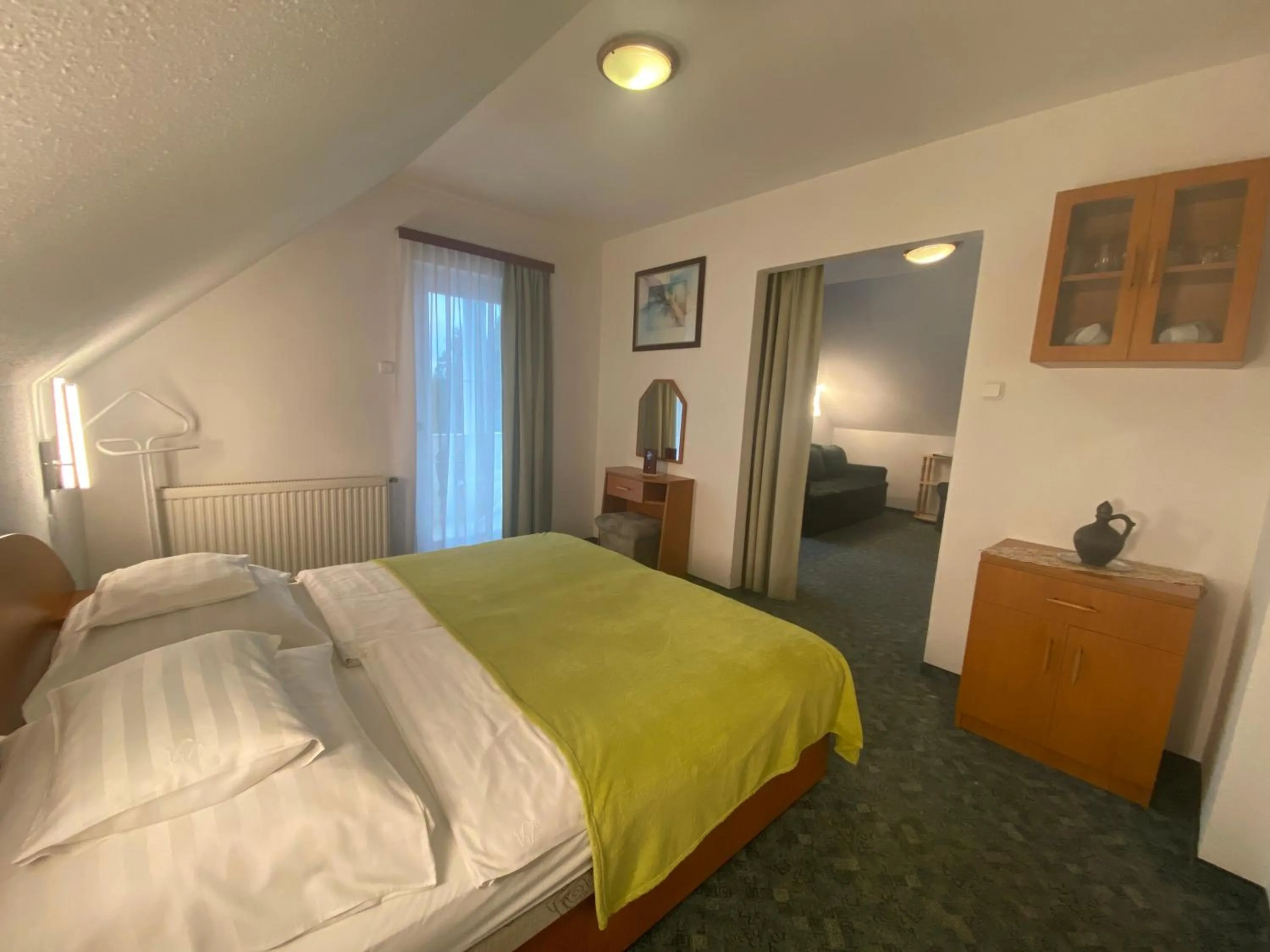 Bed in Villa Valeria Heviz