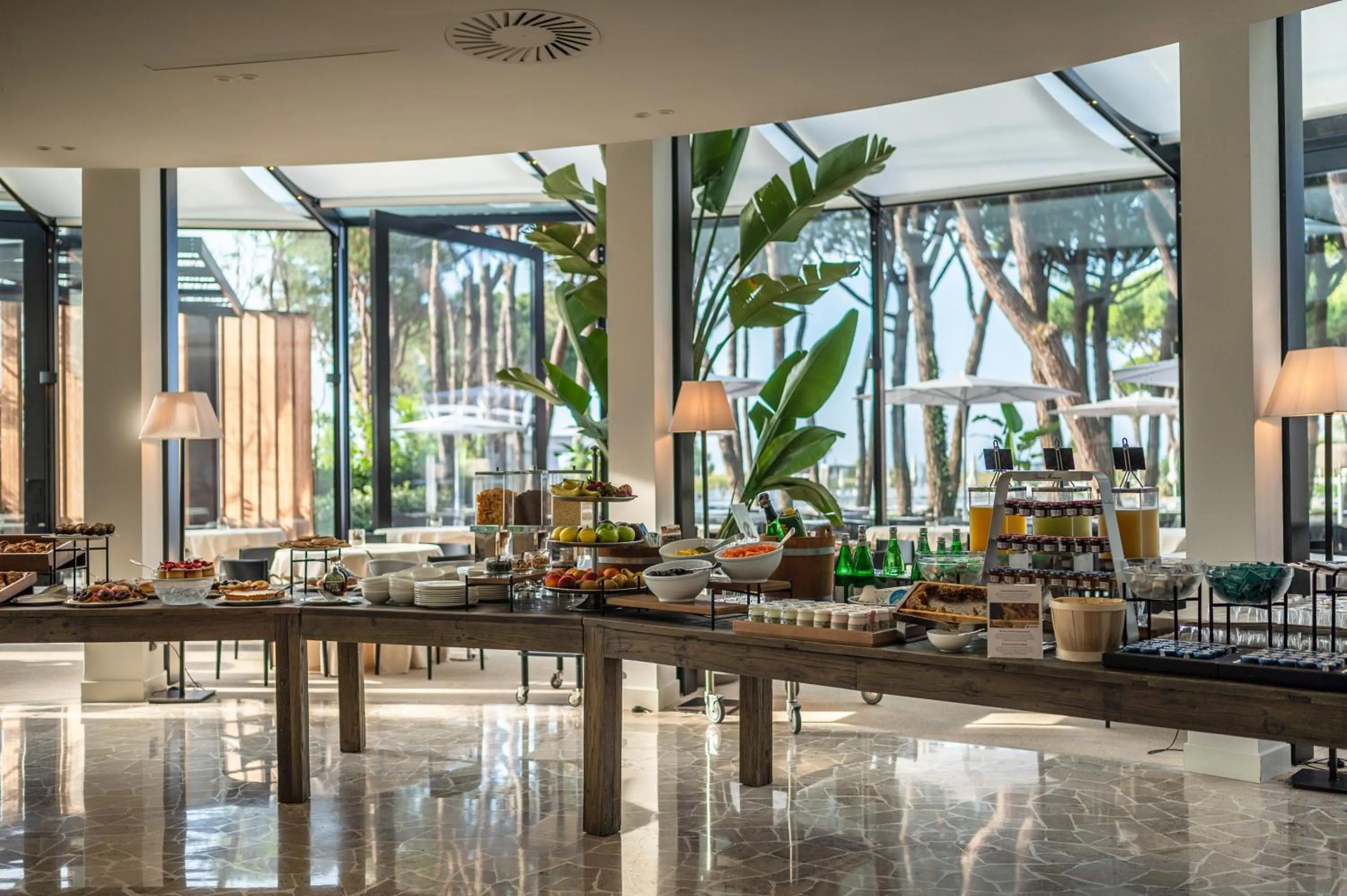 Buffet breakfast in Bellevue Hotel & Resort