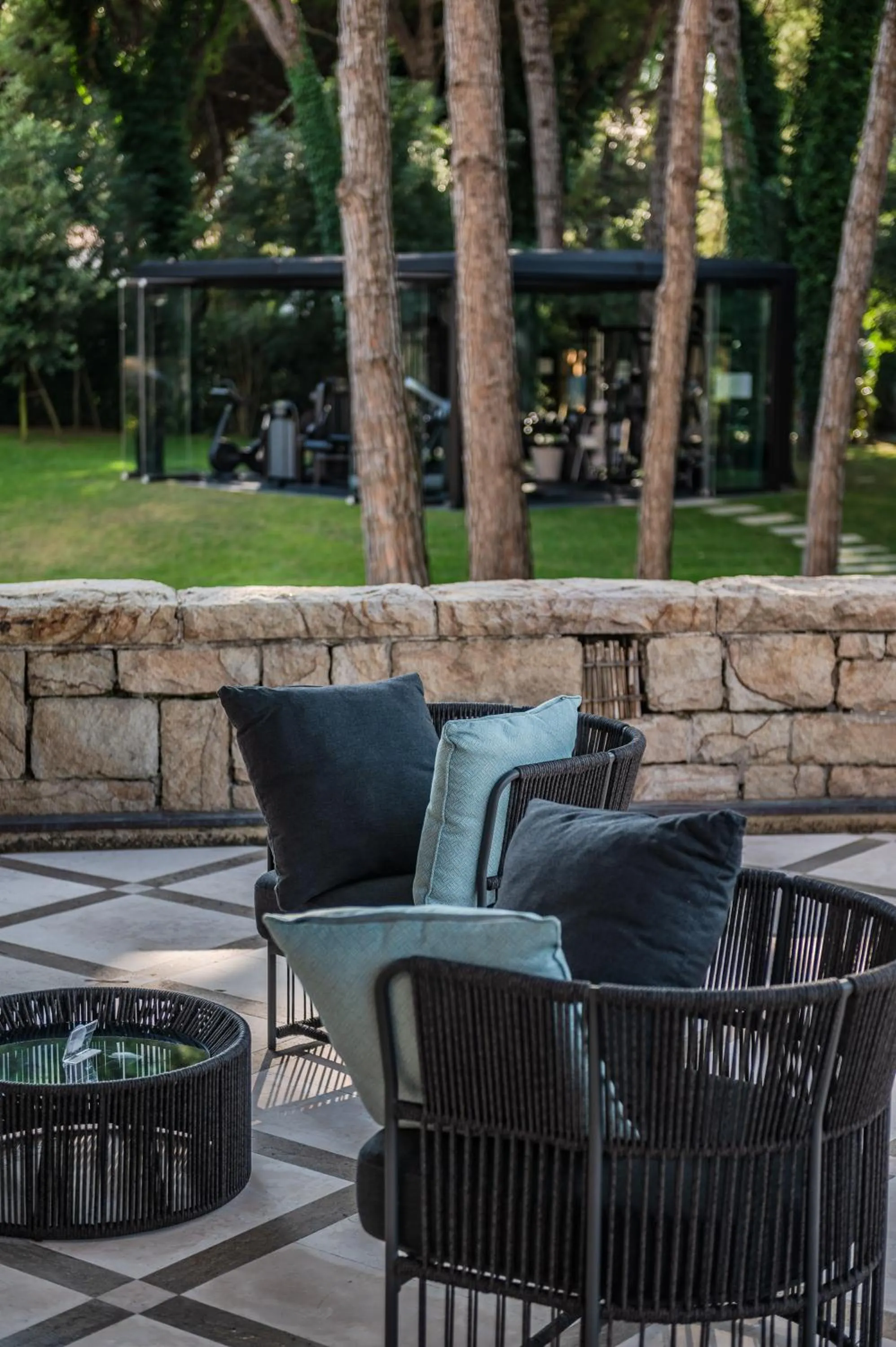 Restaurant/places to eat in Bellevue Hotel & Resort