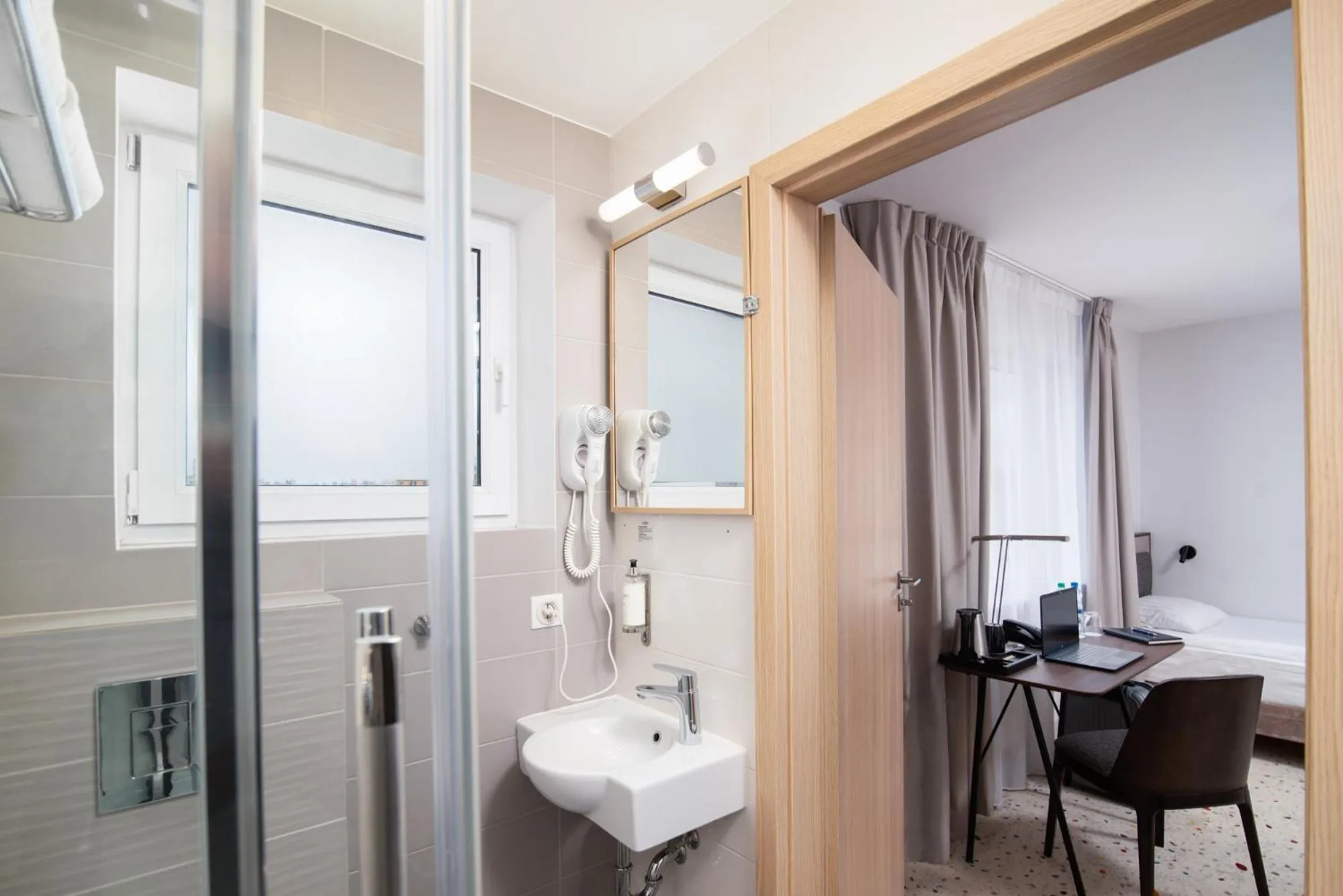 Bathroom in Antares Hotel