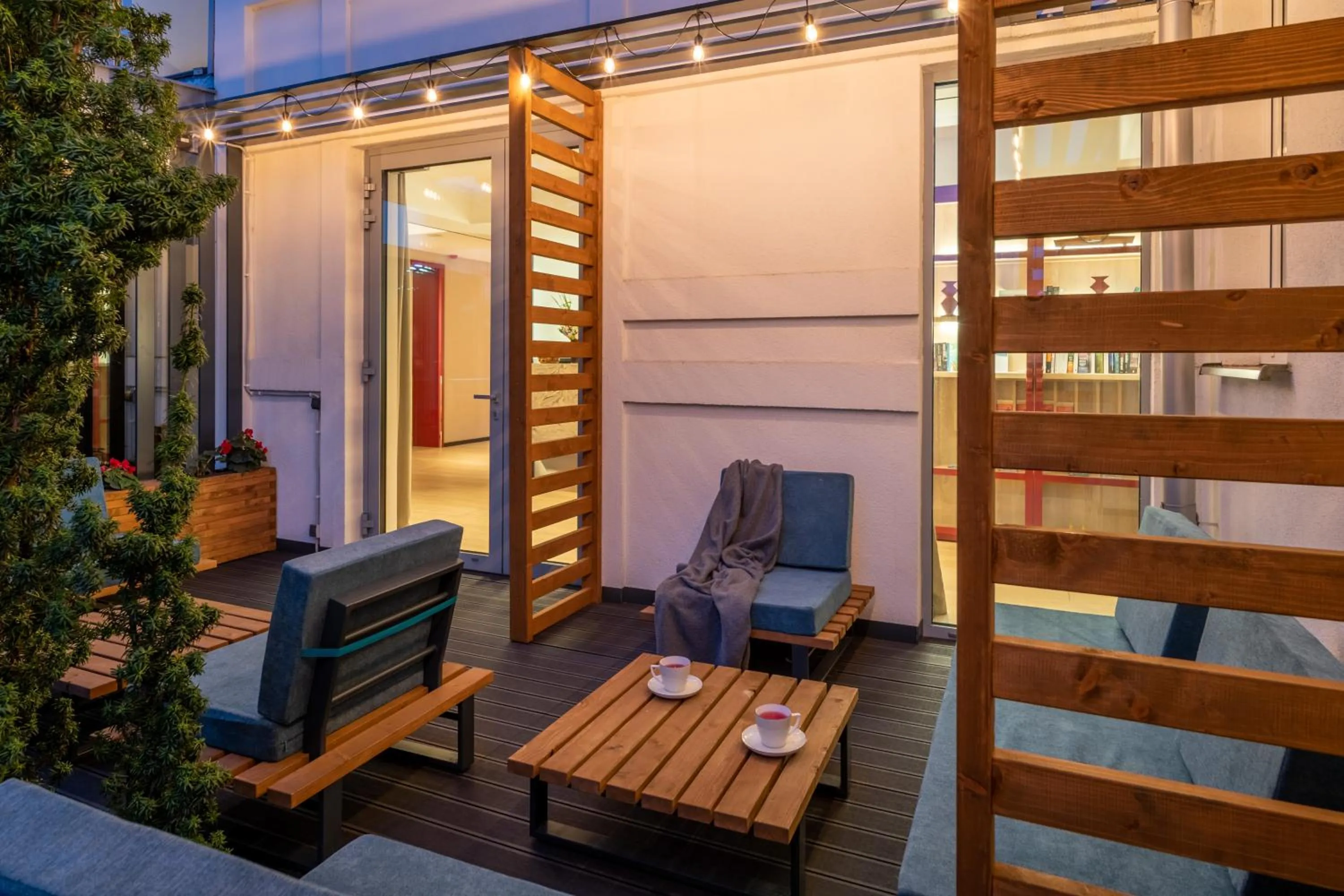 Patio in Antares Hotel