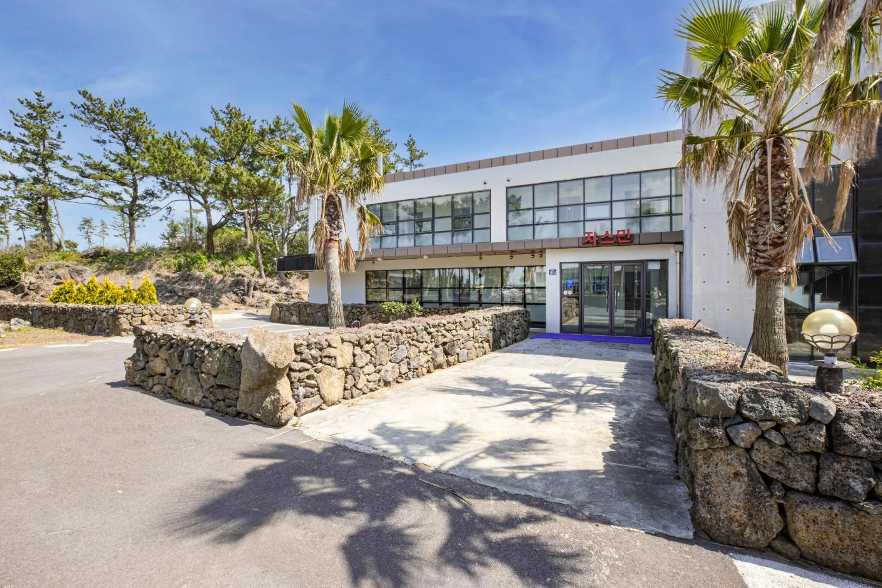 Property building in Dammora Resort