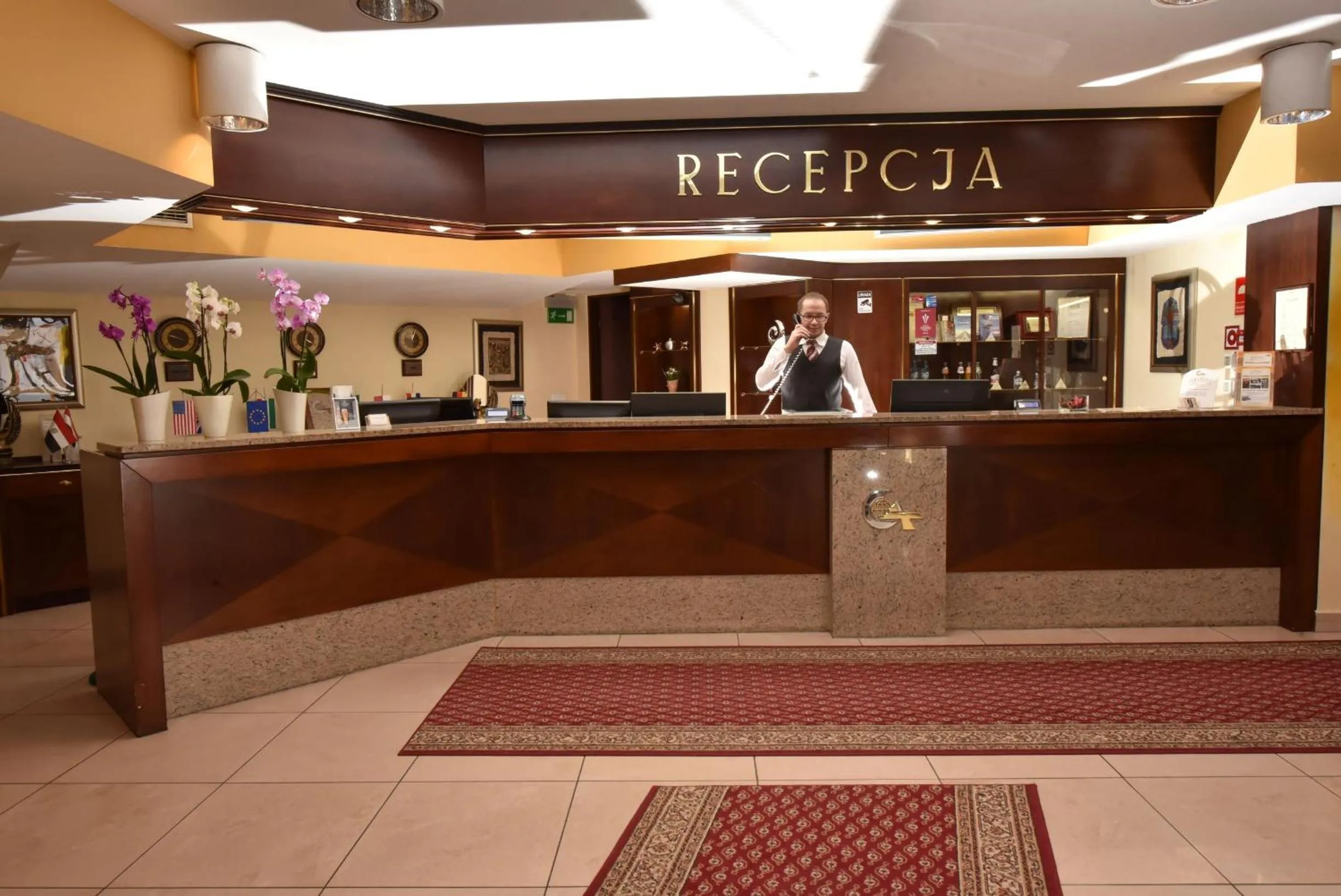 Lobby or reception in Piramida Park Hotel & Wellness