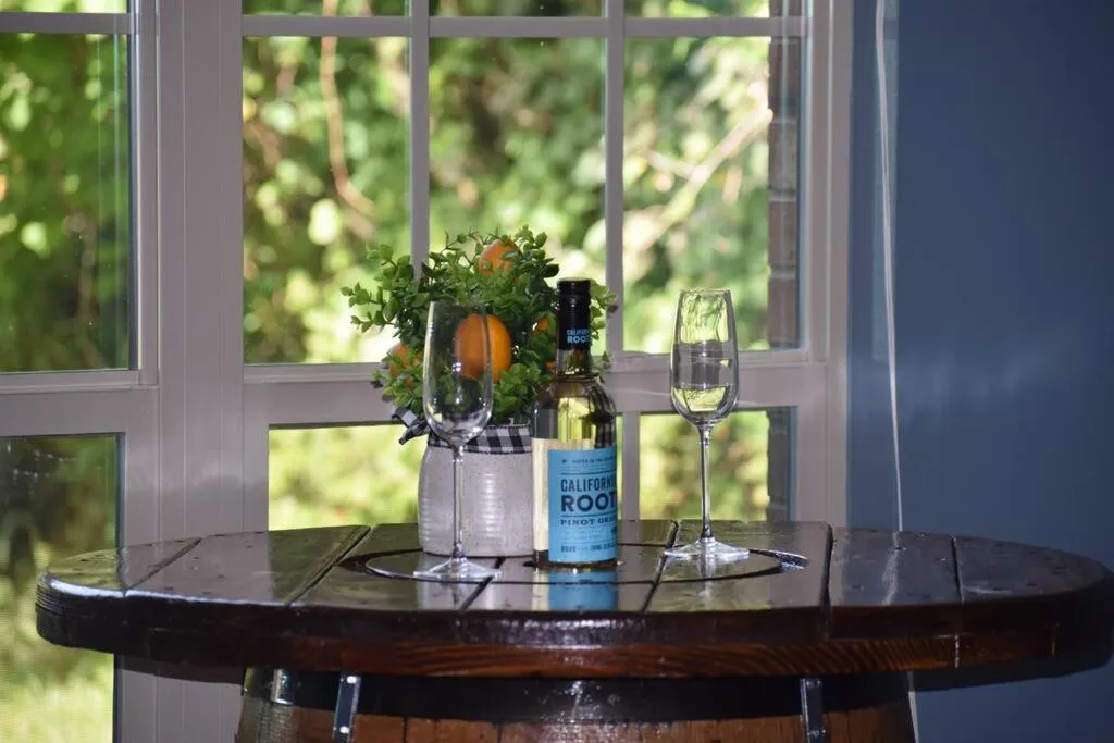 Spacious Conroe Home around 4 miles to the Lake