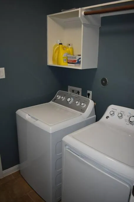 Spacious Conroe Home around 4 miles to the Lake