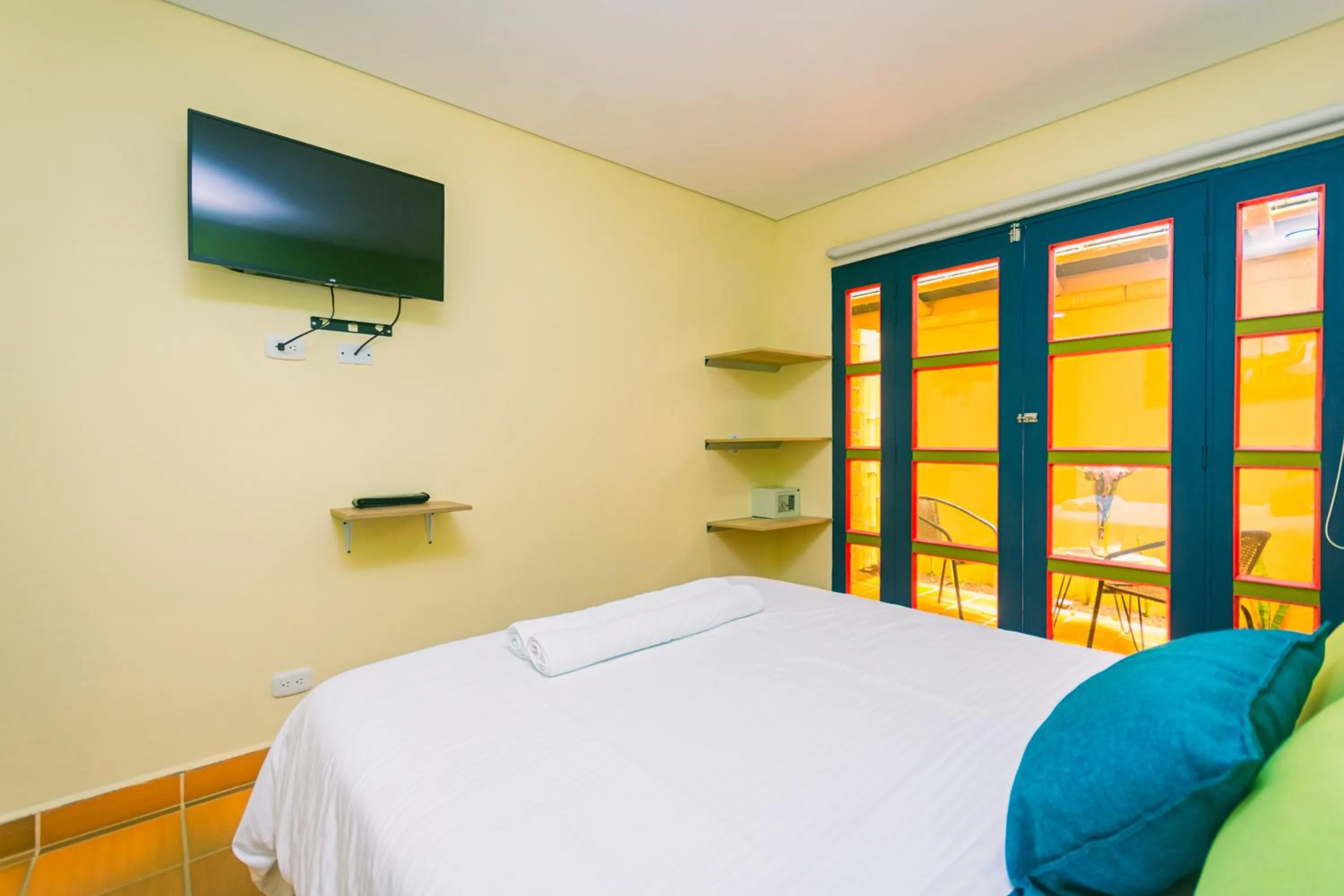 Bedroom, Bed in Hotel Bambu Guatape