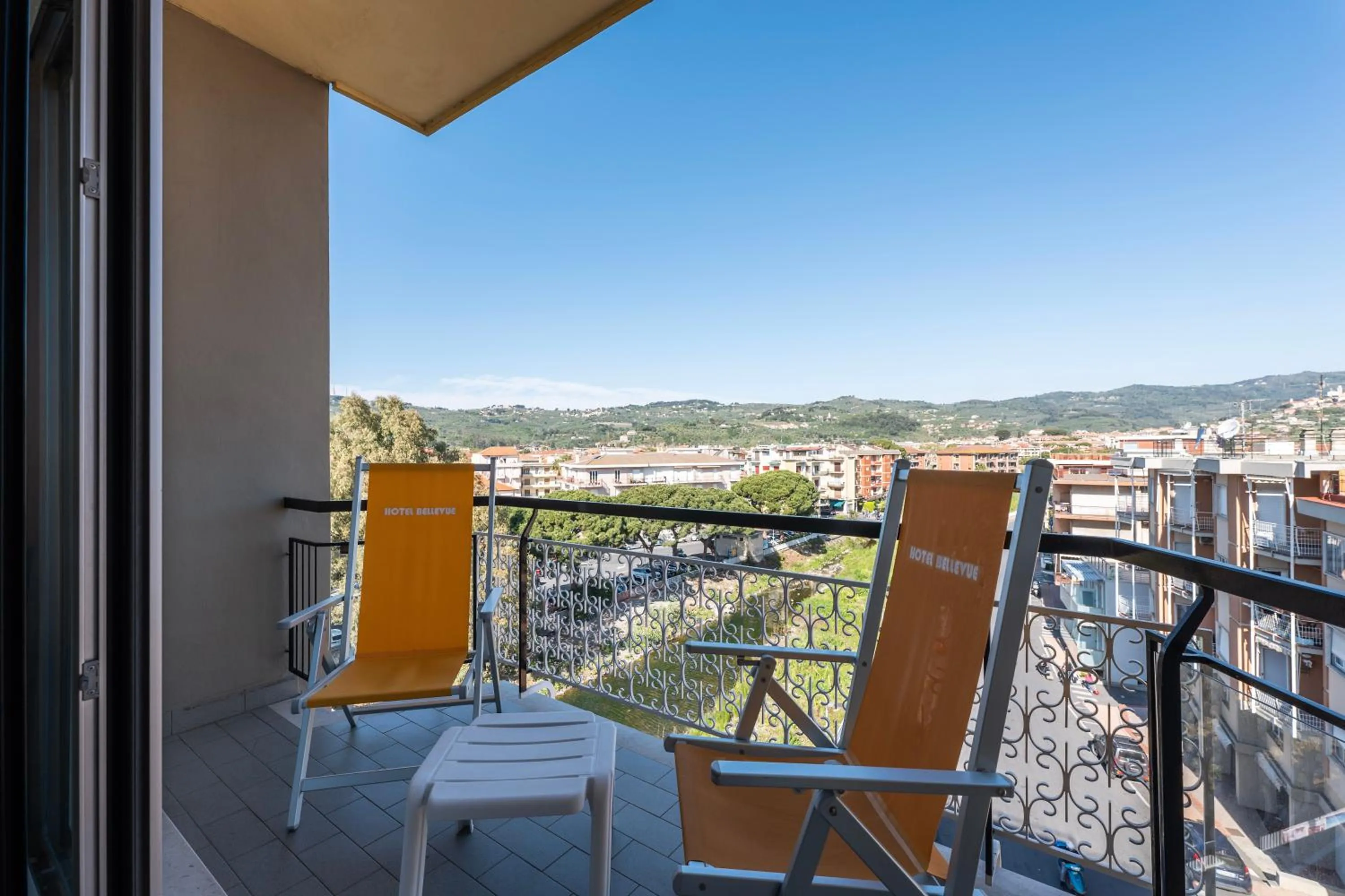 Natural landscape in Hotel Bellevue Et Mediterranée