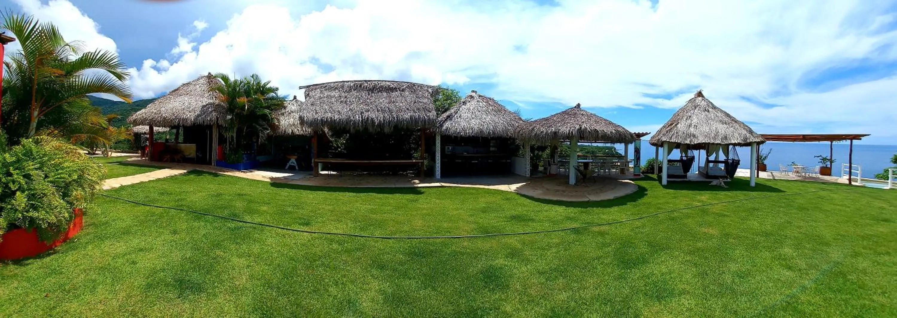 Treasure by the Sea Resort - Happy Hill