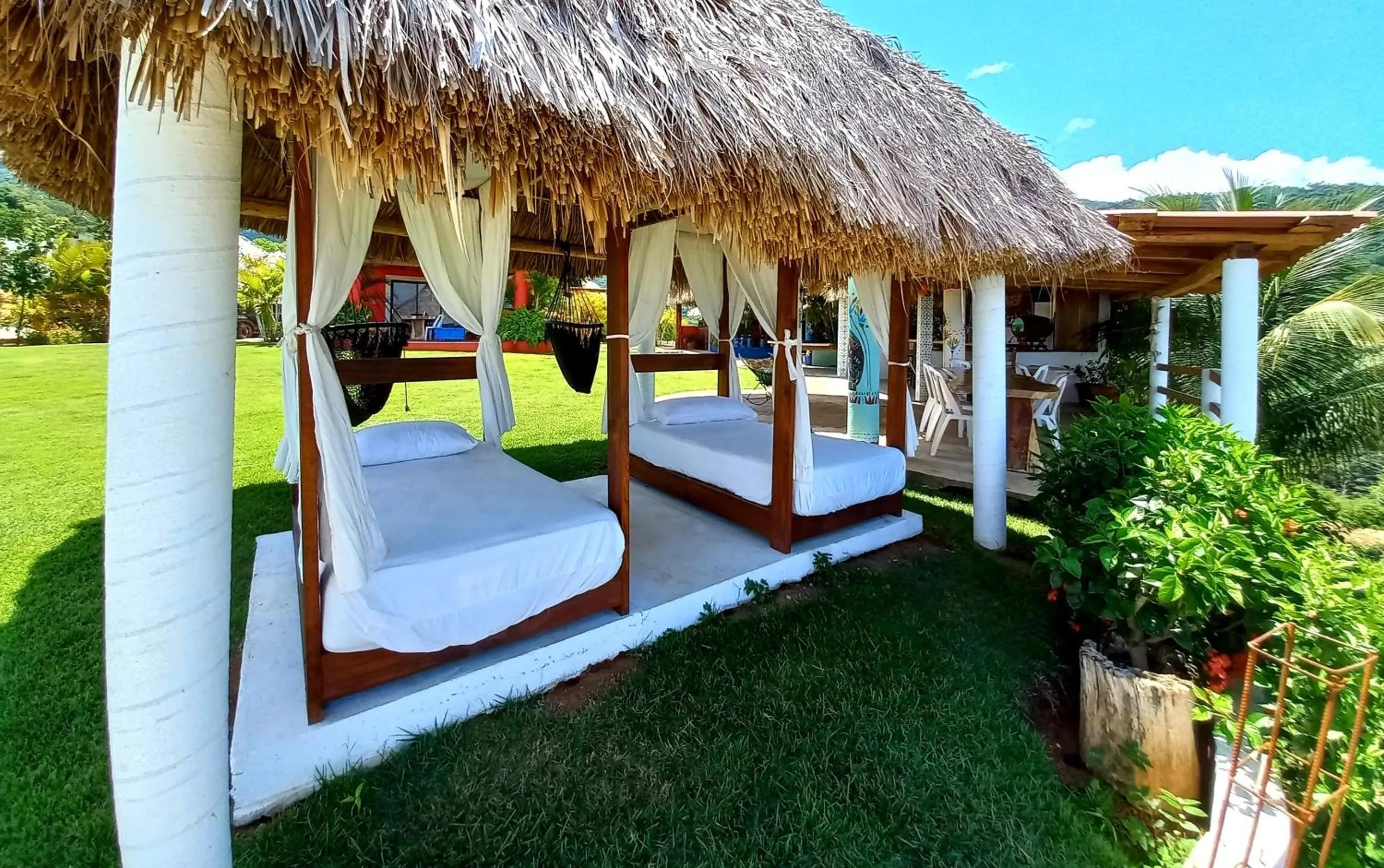 Treasure by the Sea Resort - Happy Hill