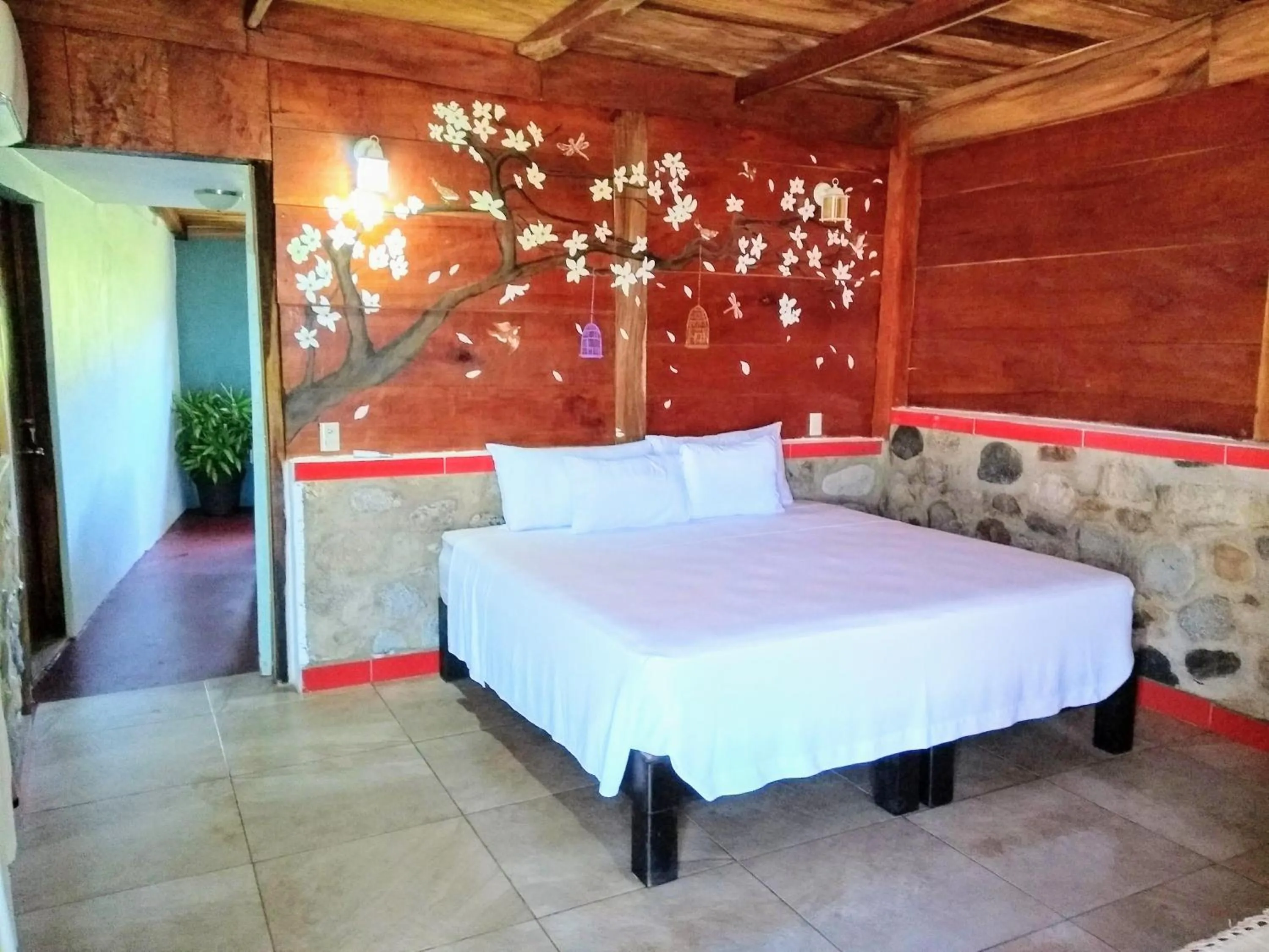 Treasure by the Sea Resort - Happy Hill