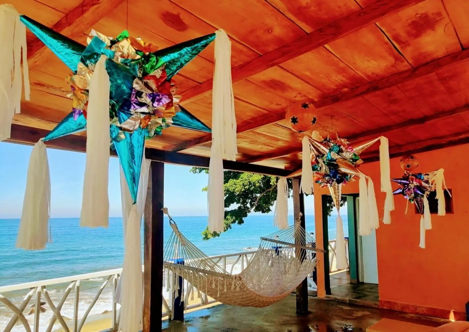 Treasure by the Sea Resort - Happy Hill