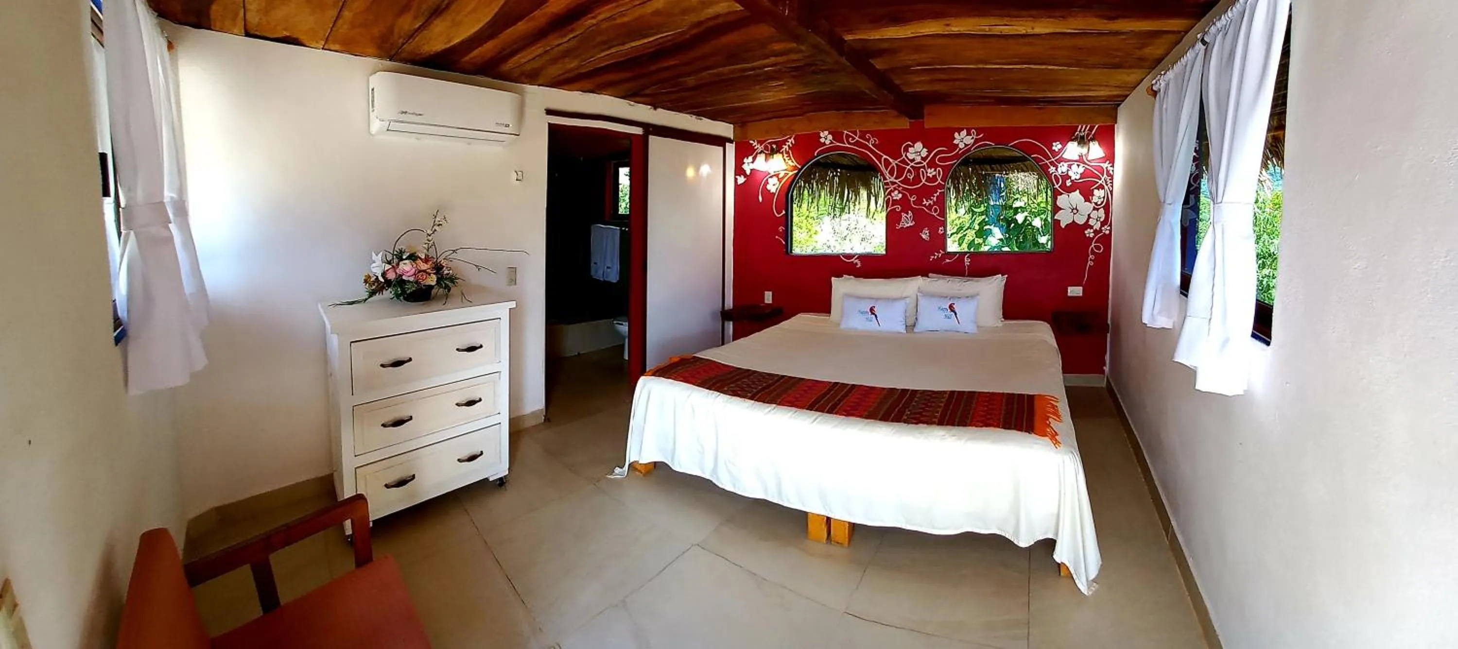 Treasure by the Sea Resort - Happy Hill