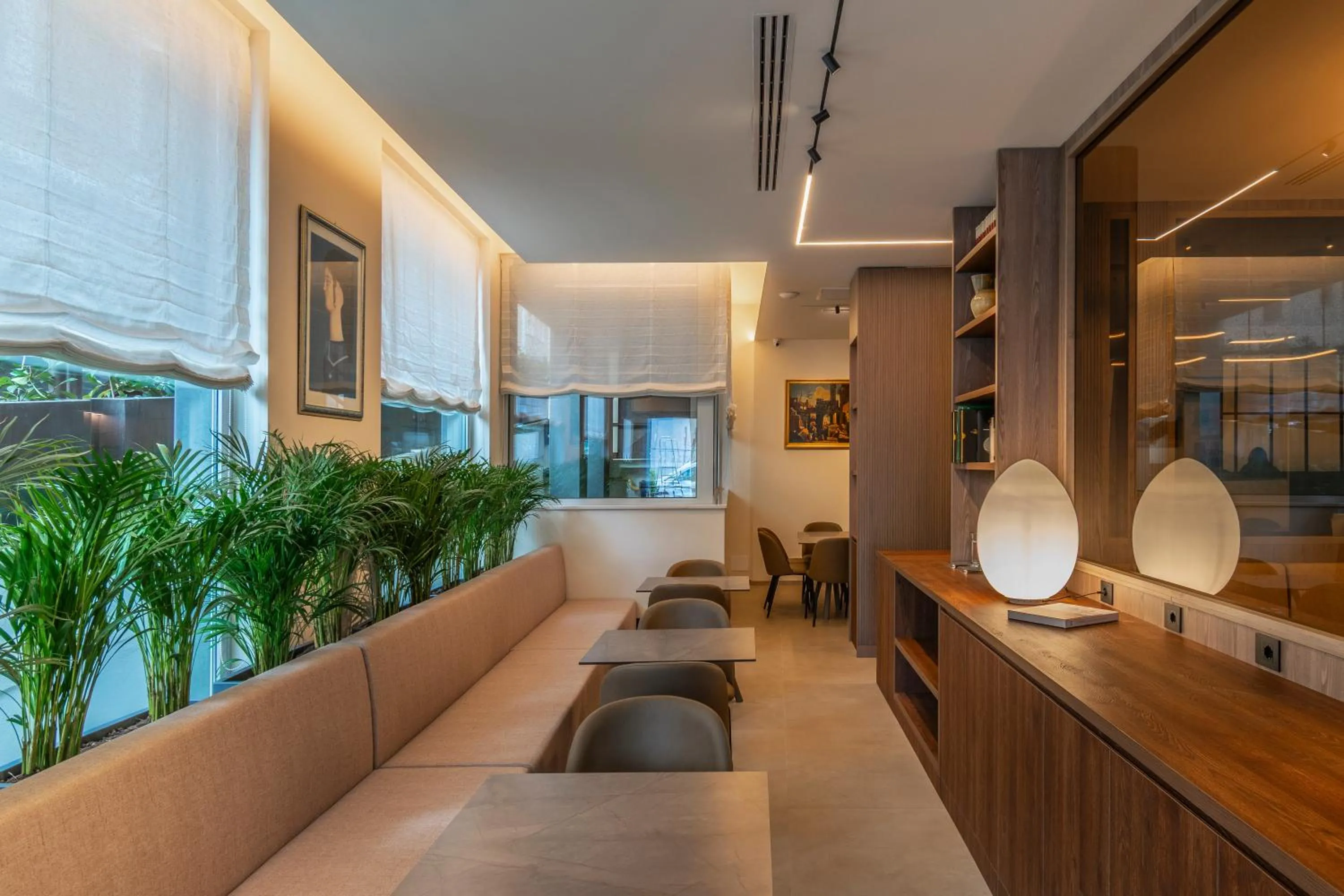 Breakfast in Madi city Hotel