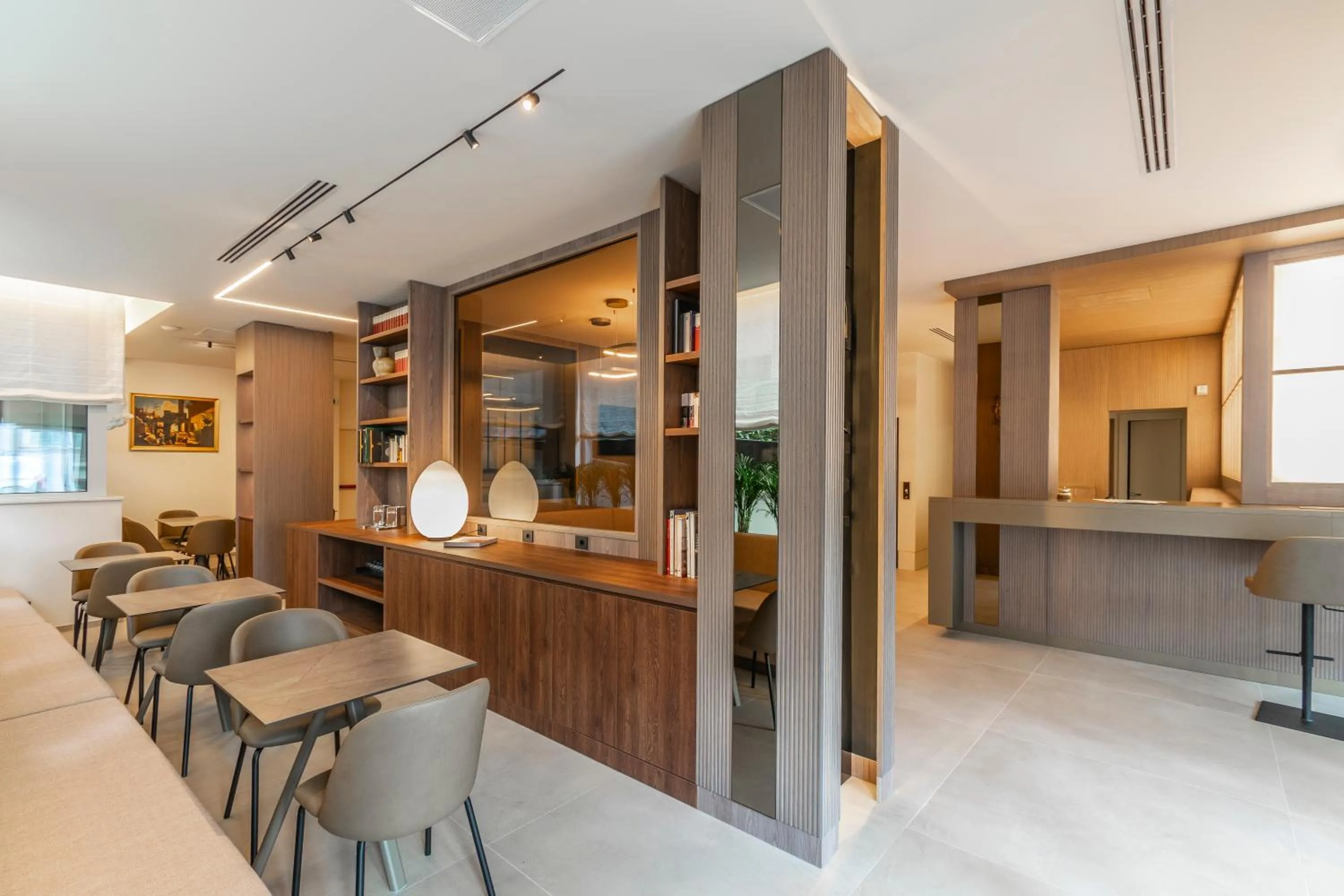 Lobby or reception in Madi city Hotel