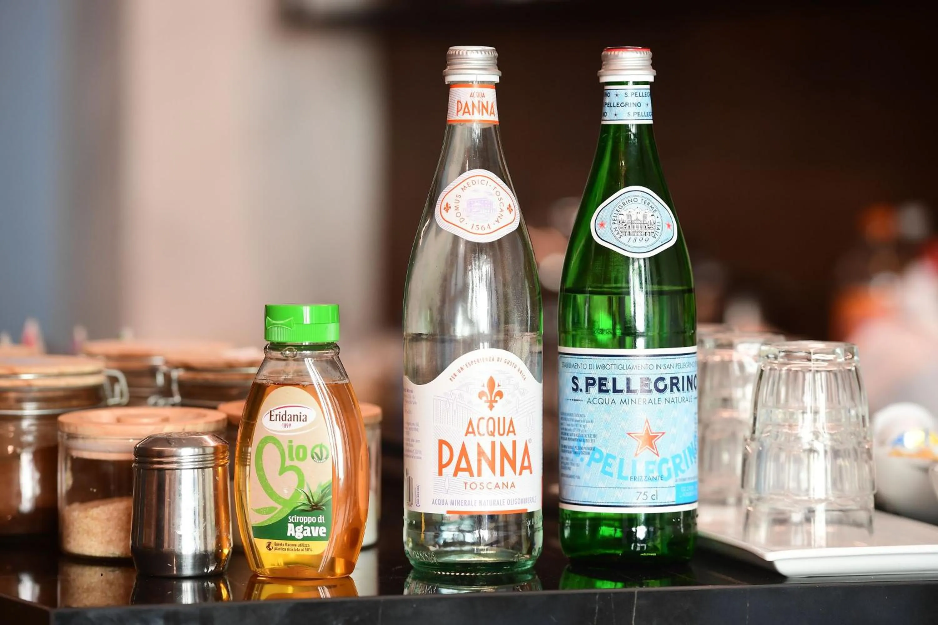 Buffet breakfast in Little Italy Hostel Ex Chiesa S Donato