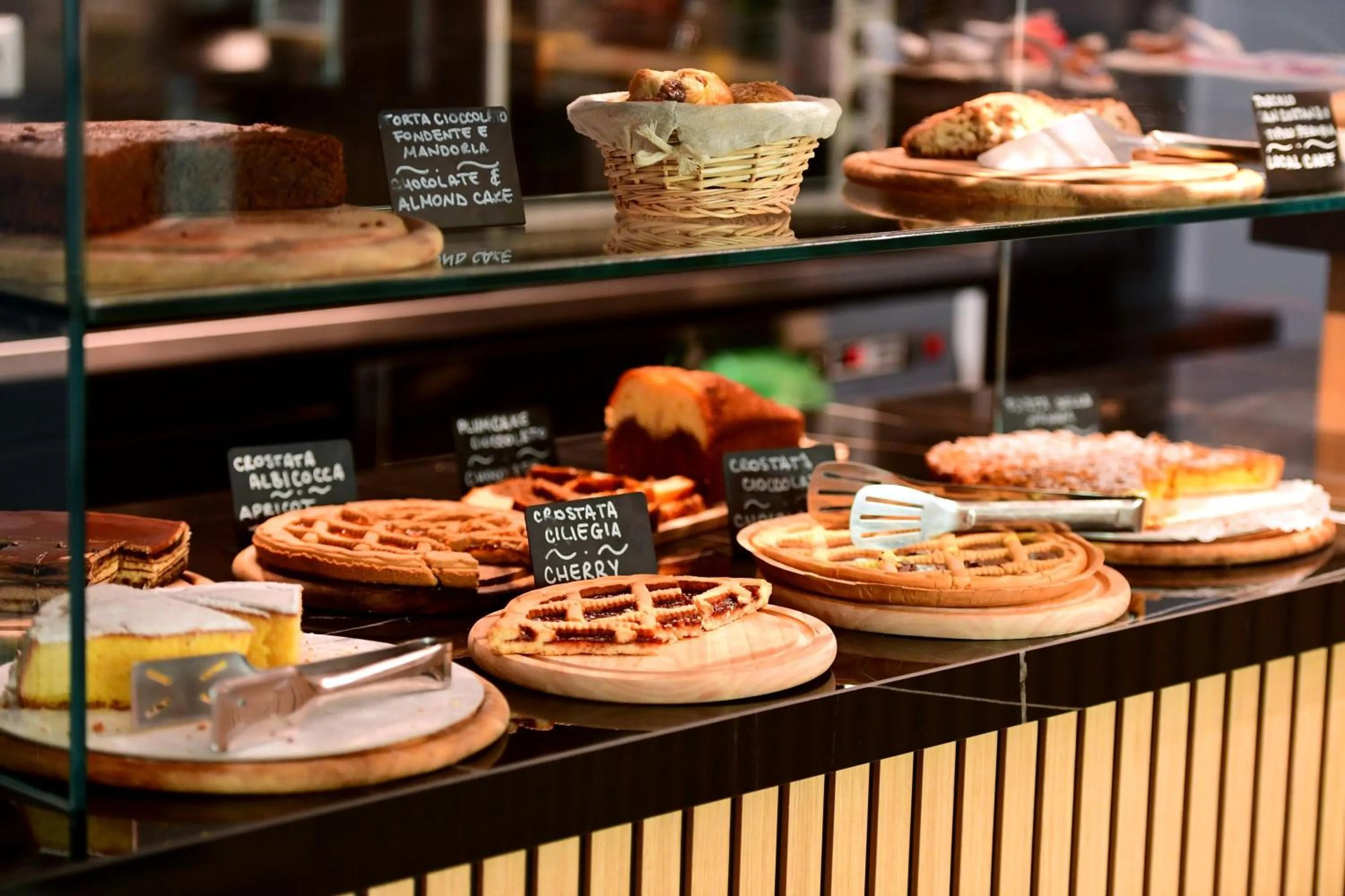 Food in Little Italy Hostel Ex Chiesa S Donato