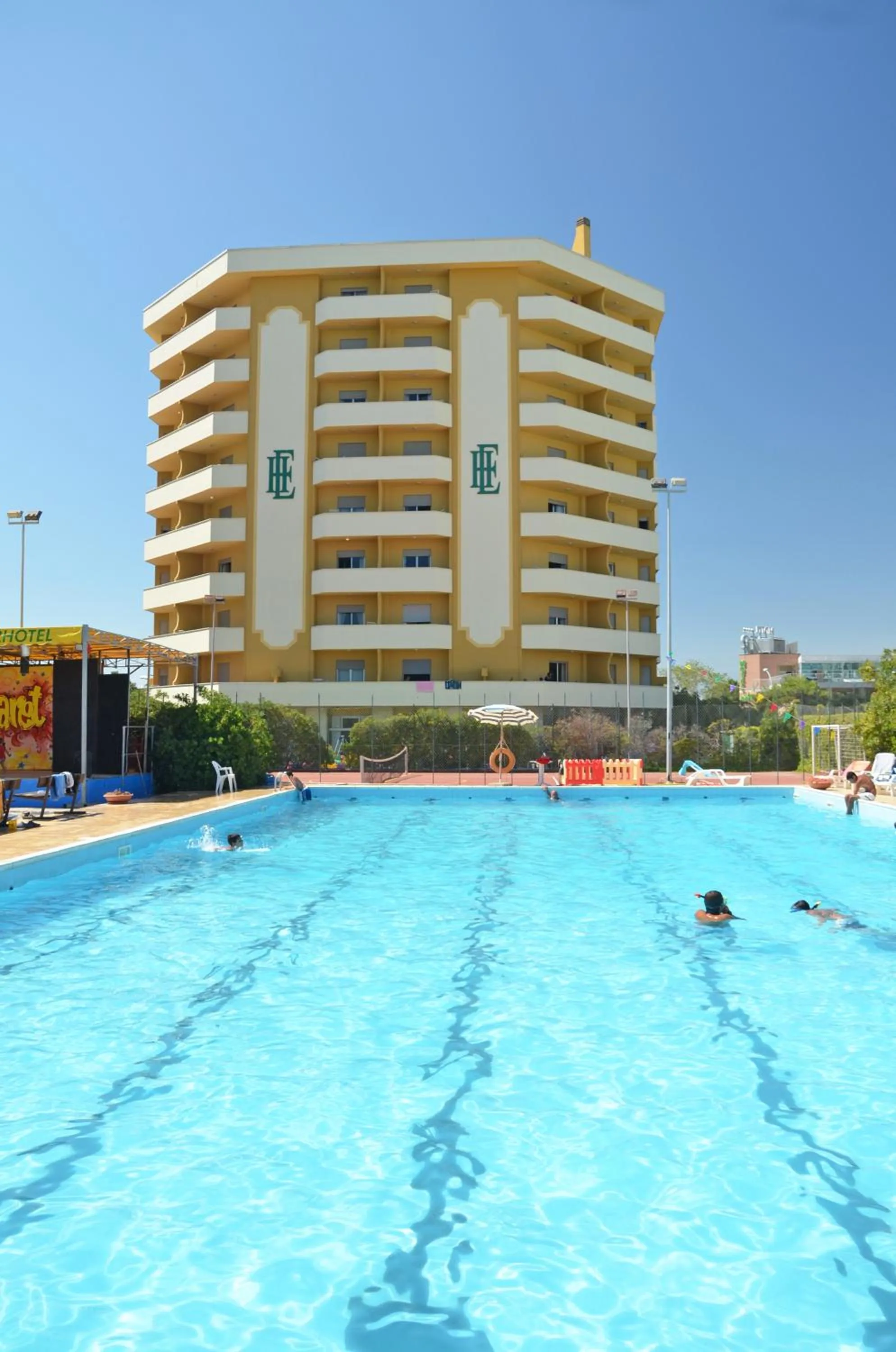 Facade/entrance in Grand Eurhotel