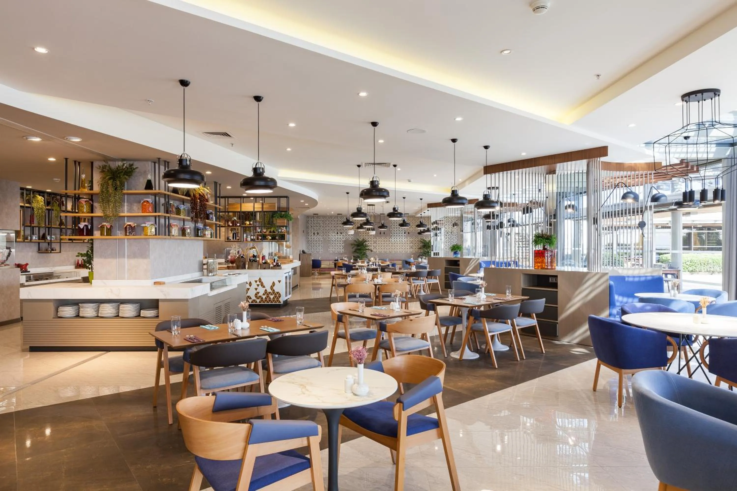 Restaurant/places to eat in Novotel Istanbul Zeytinburnu