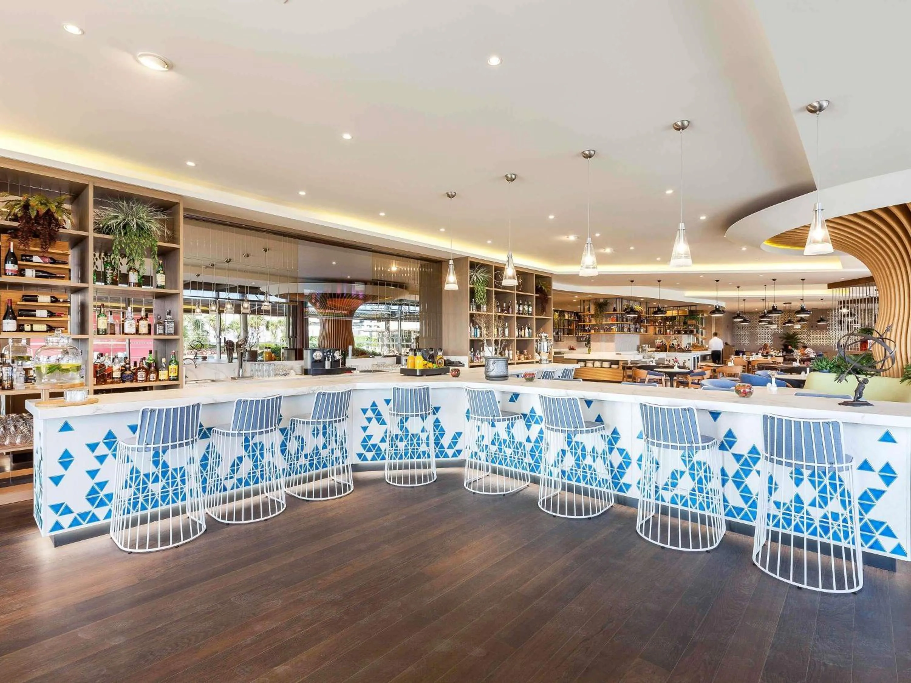 Lounge or bar in Novotel Istanbul Zeytinburnu