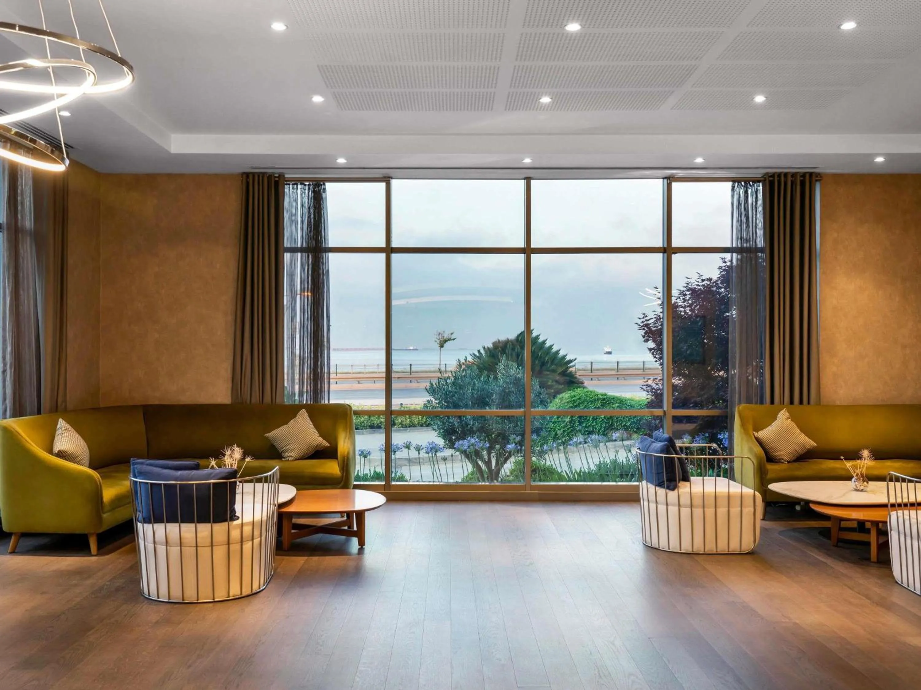 Property building in Novotel Istanbul Zeytinburnu