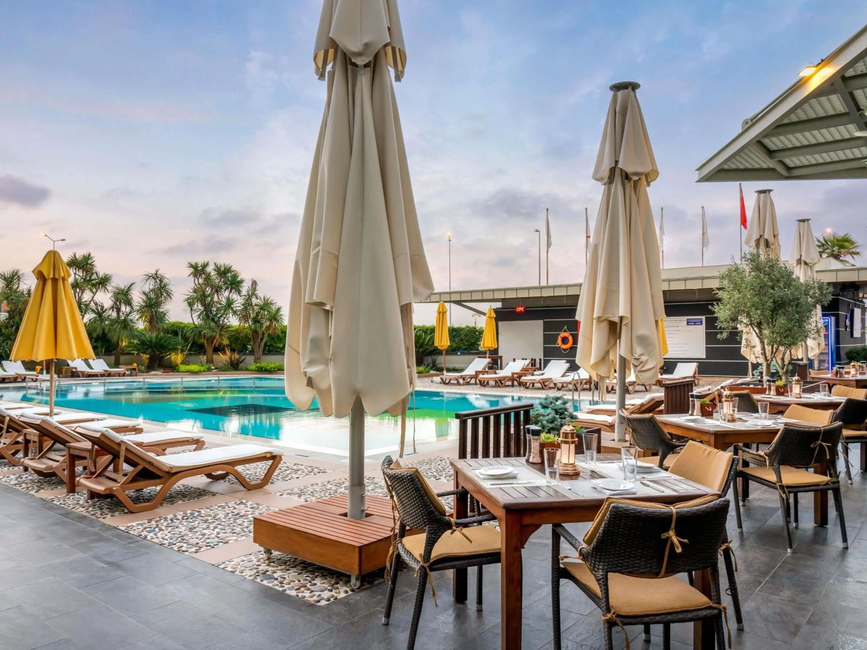 Restaurant/places to eat in Novotel Istanbul Zeytinburnu