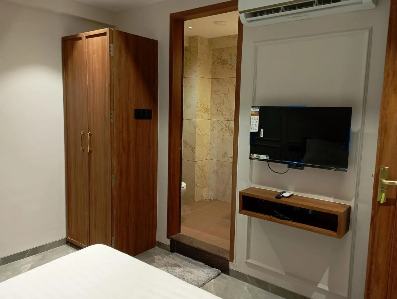 TV and multimedia, Bed in Hotel Pavilion