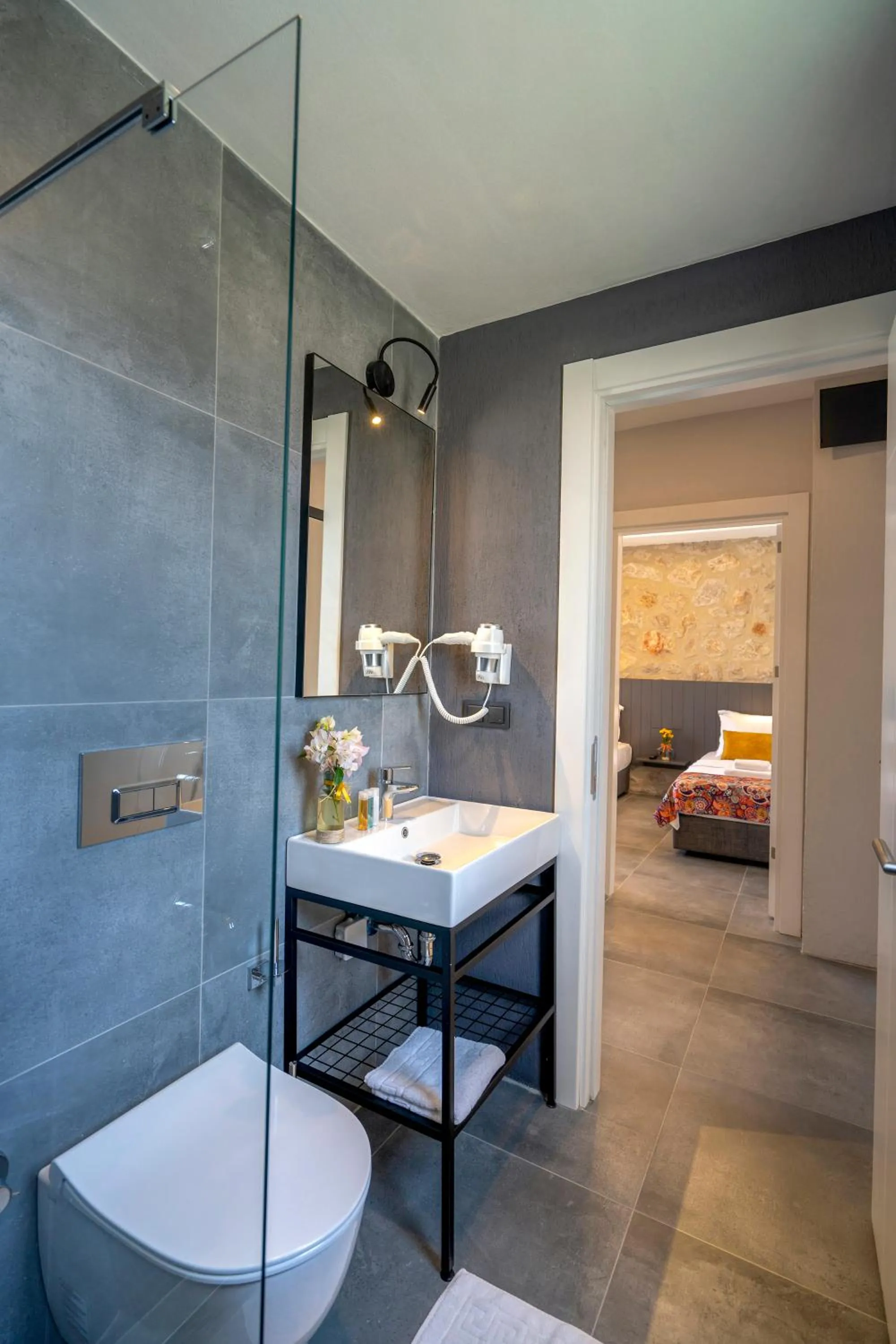 Bathroom in DADYA BORA HOTEL