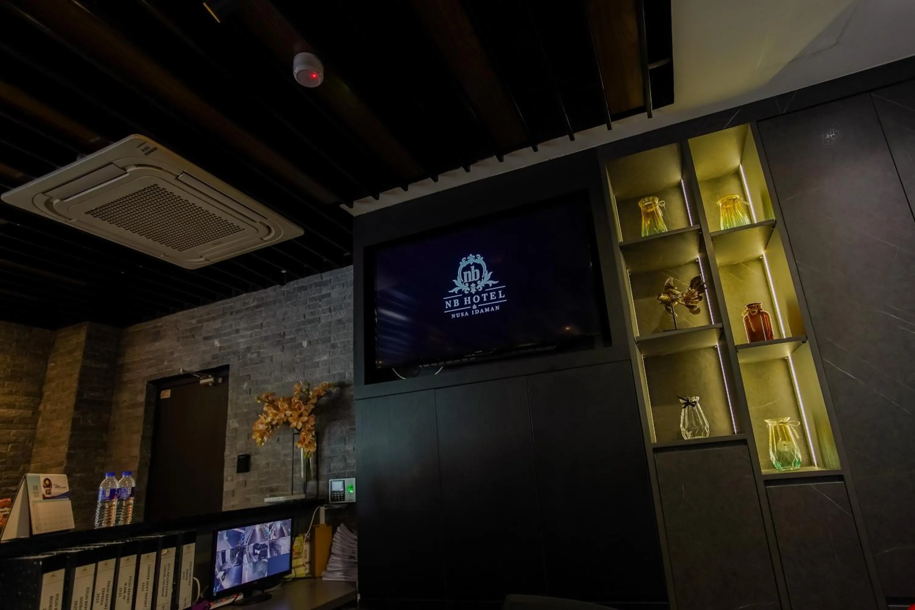 Lobby or reception in NB HOTEL