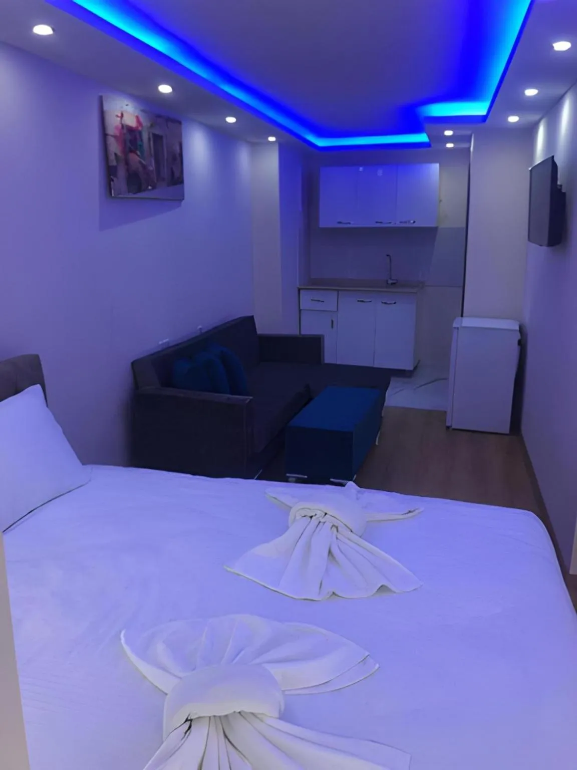 Bedroom, Bed in BLUE ROYAL HOTEL